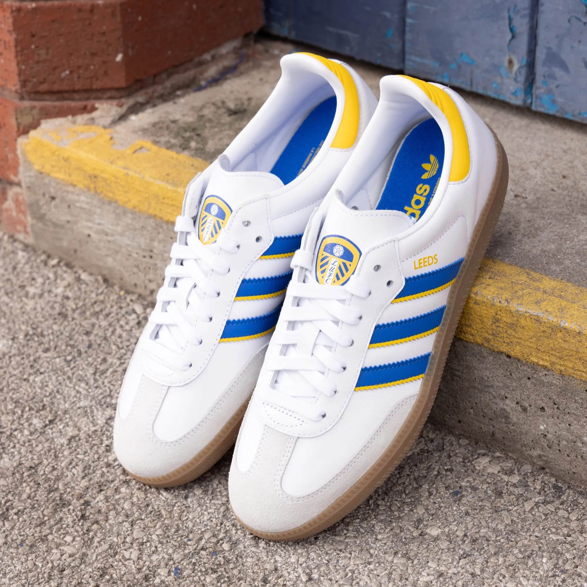 Leeds United adidas Samba Trainers - White