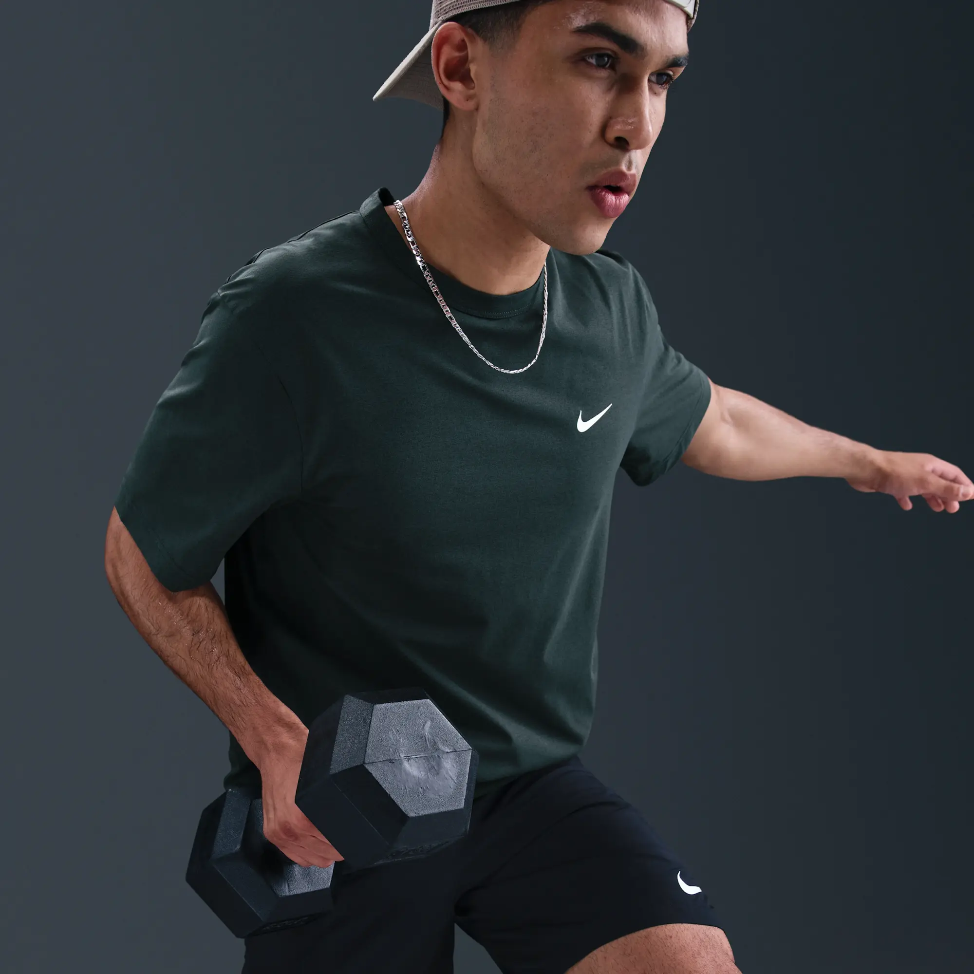 Nike Hyverse Men's Dri-FIT UV Short-sleeve Versatile Top - Green - Recycled Polyester Minimum