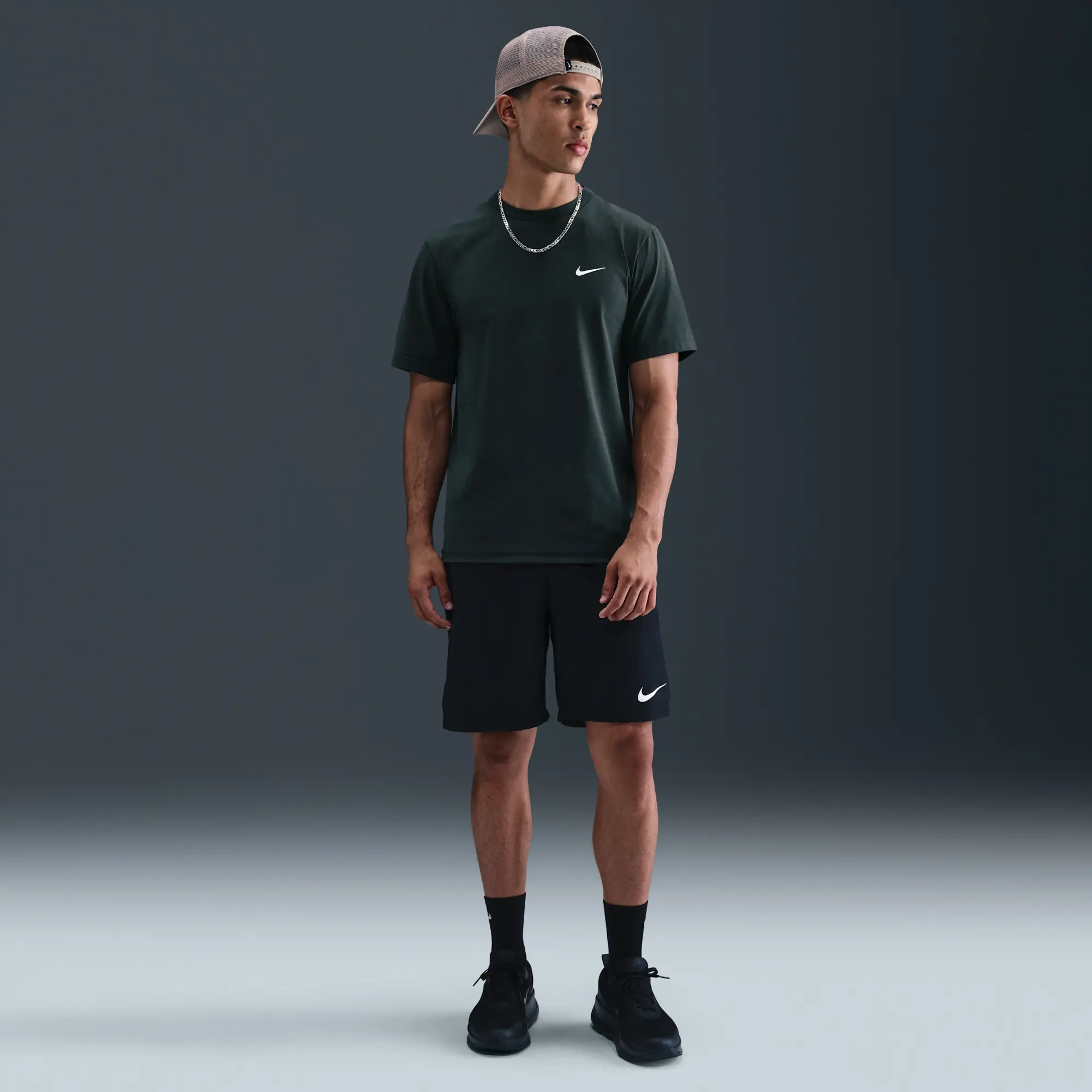 Nike Hyverse Men's Dri-FIT UV Short-sleeve Versatile Top - Green - Recycled Polyester Minimum