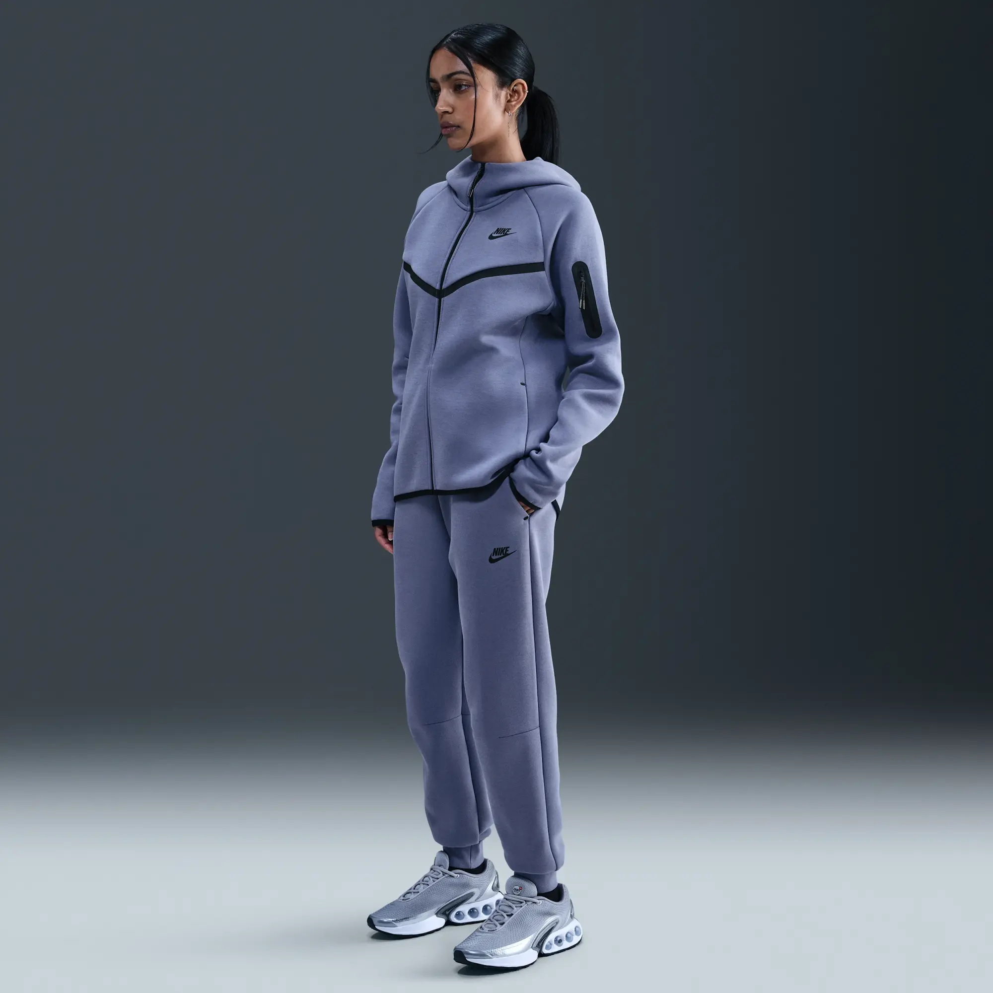Nike Sportswear Tech Fleece Women's Mid-Rise Joggers - Blue - Synthetics