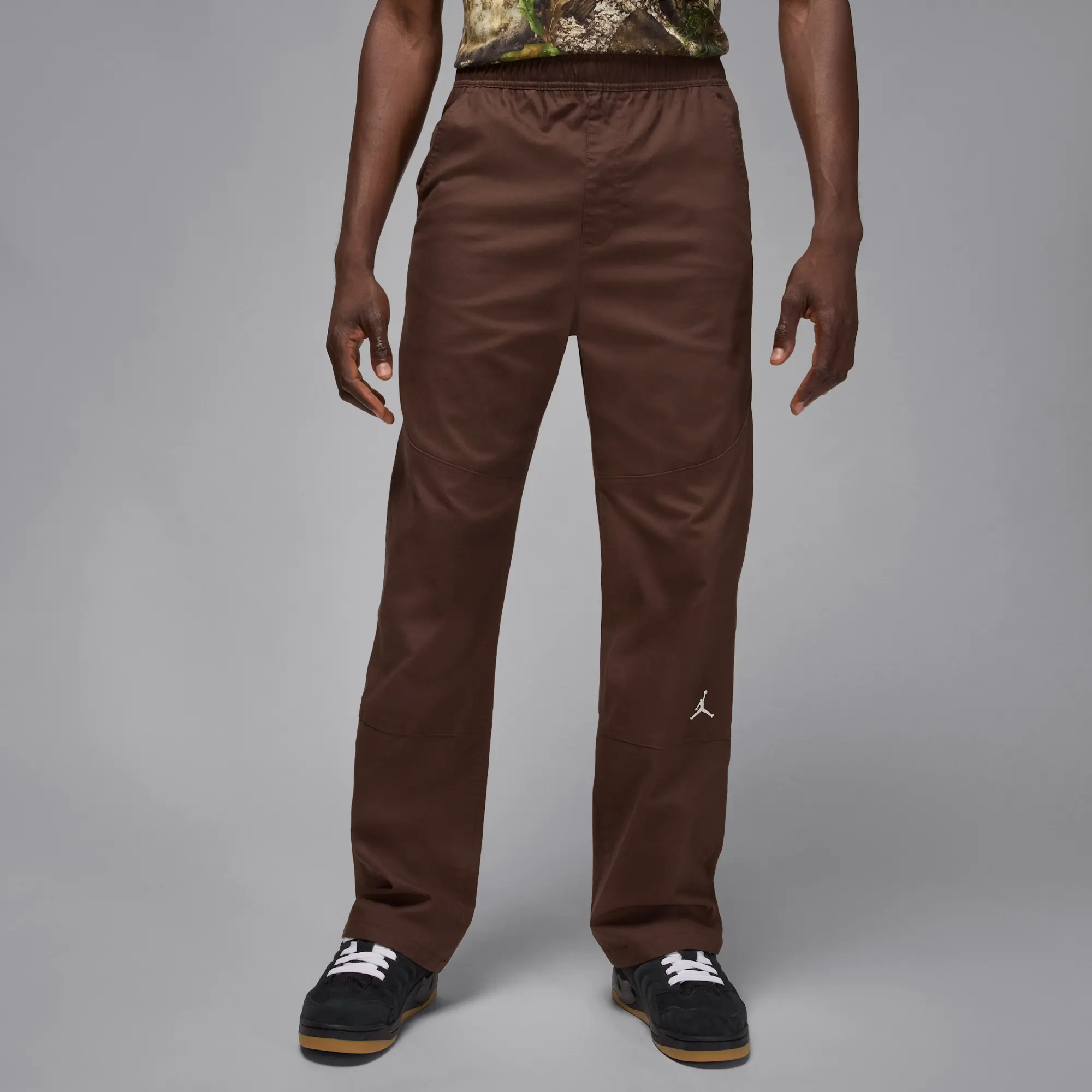 Nike Jordan Essentials Men's Woven Trousers - Brown