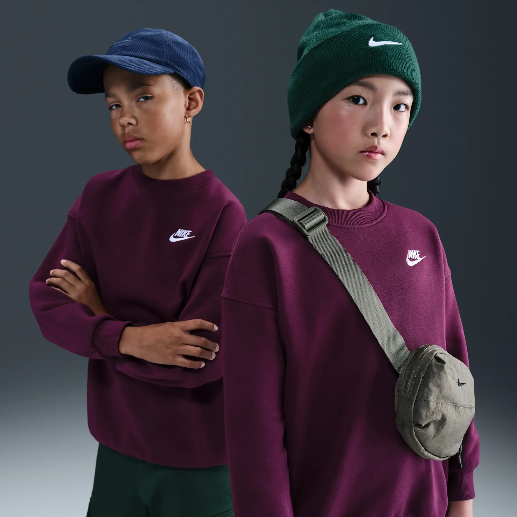 Nike Sportswear Club Fleece Older Kids' Oversized Sweatshirt - Red - Fleece > Club Fleece