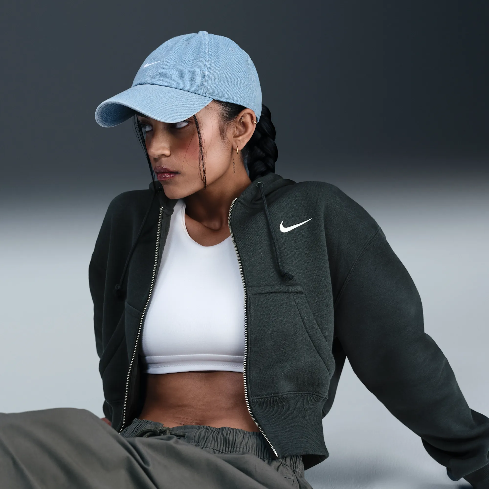 Nike Sportswear Phoenix Fleece Loose Full-Zip Cropped Hoodie