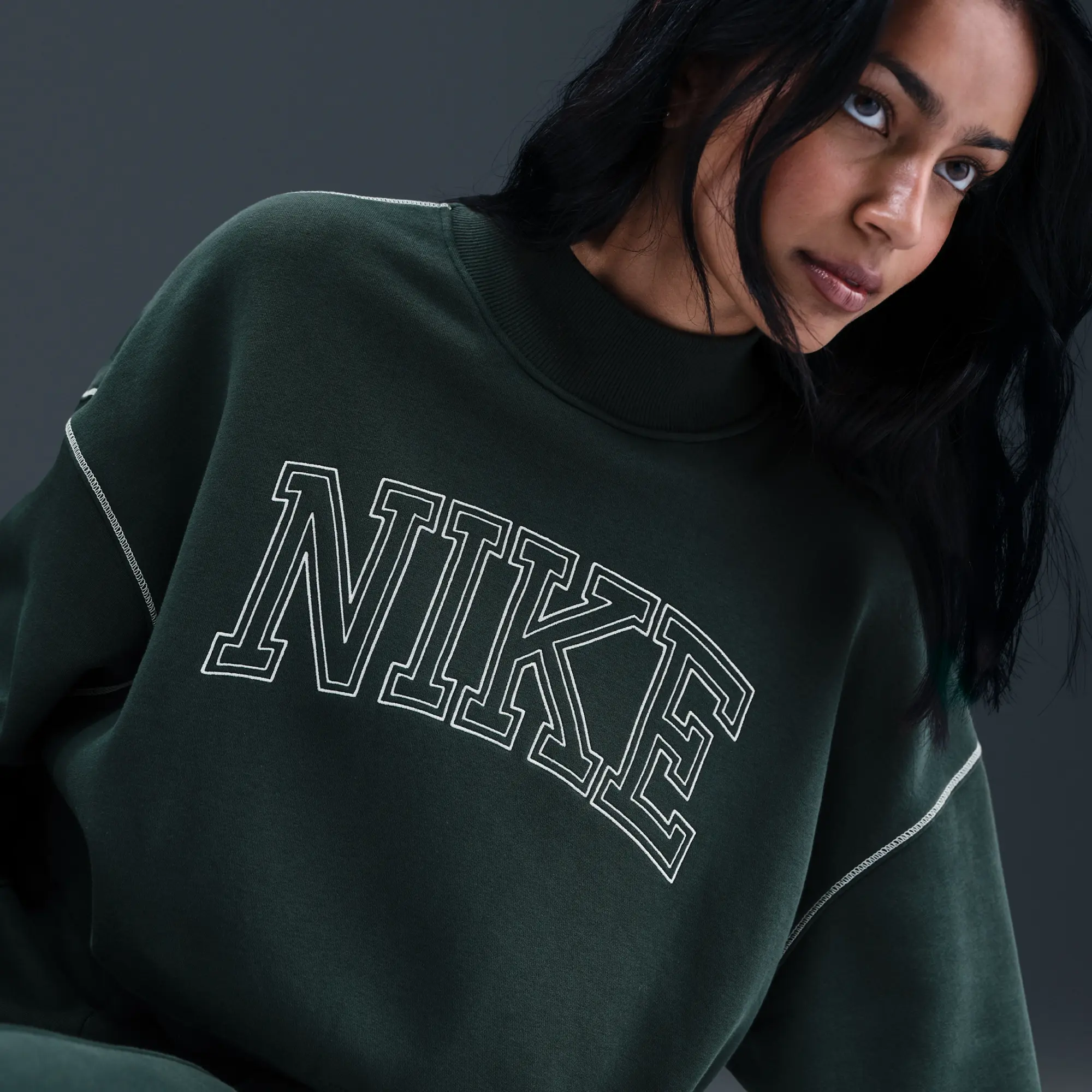 Nike Sportswear Phoenix Fleece Women's Mock-Neck Sweatshirt - Green - Fleece