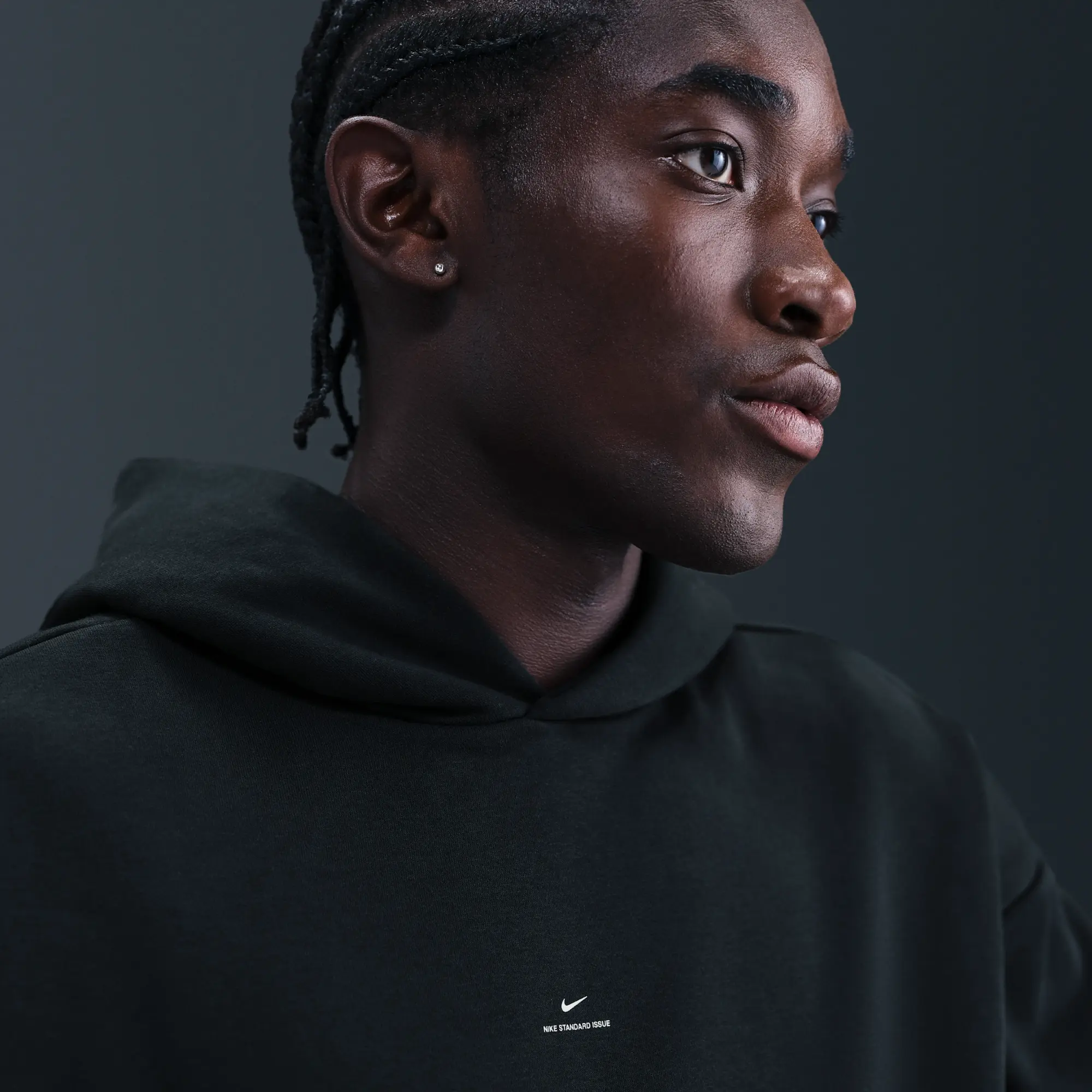 Nike Standard Issue Therma-FIT Brushed Basketball Pullover Hoodie - Black - Fleece