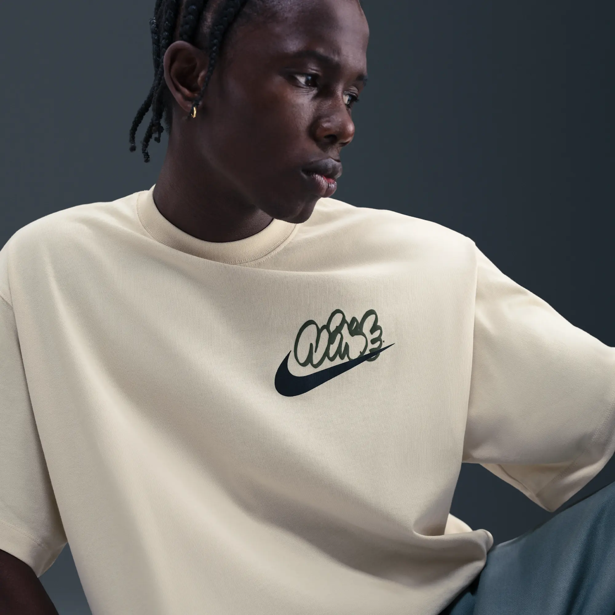Nike Solo Swoosh Men's T-Shirt - Brown