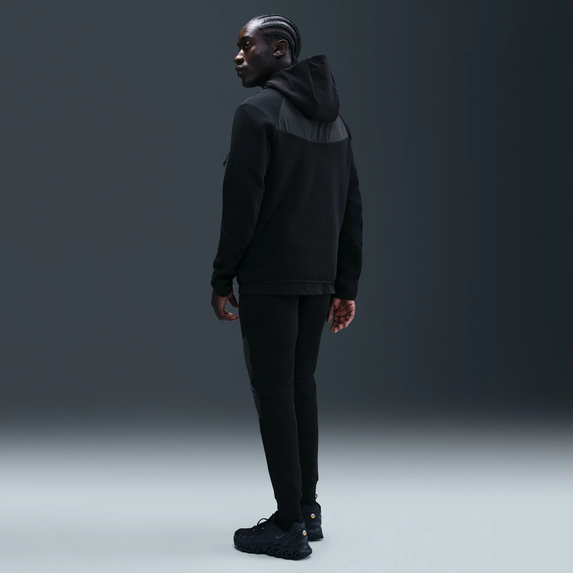Nike Tech Men's Fleece Windrunner Full-Zip Jacket - Black