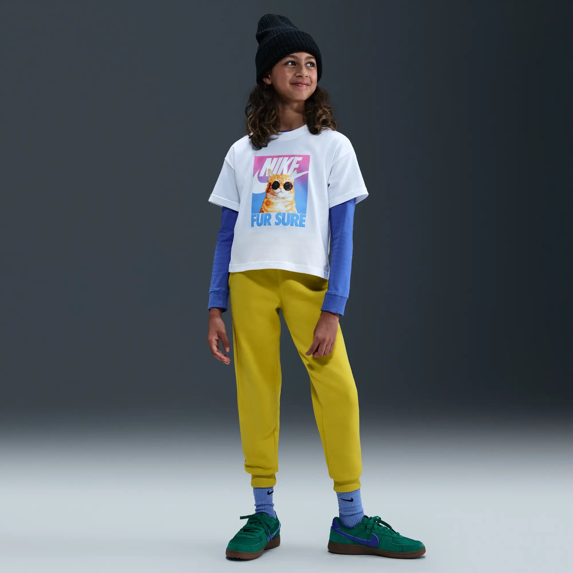 Nike Sportswear Older Kids' (Girls') T-Shirt - White