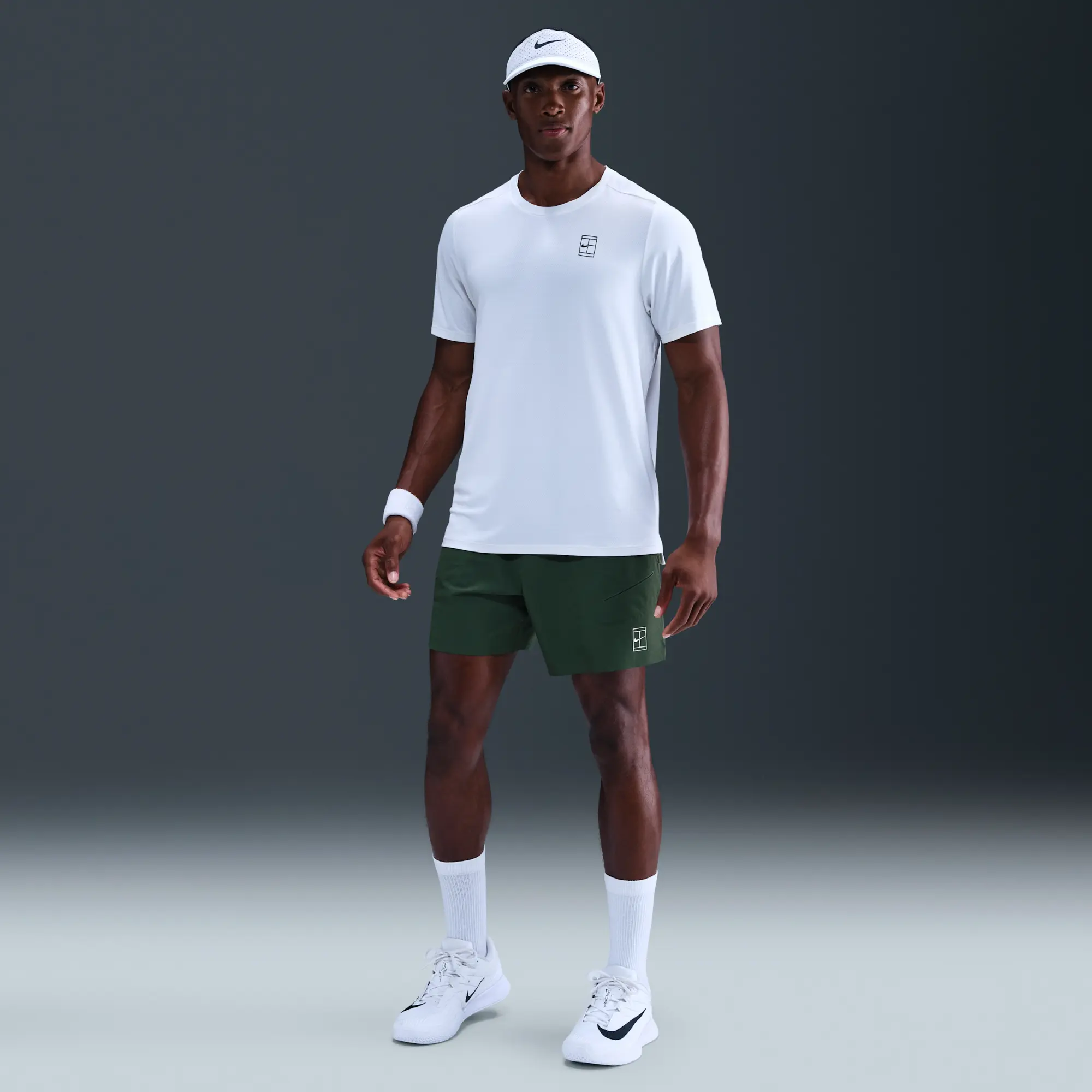 NikeCourt Advantage Men's Dri-FIT 15cm (approx.) Tennis Shorts - Green - Recycled Polyester Minimum