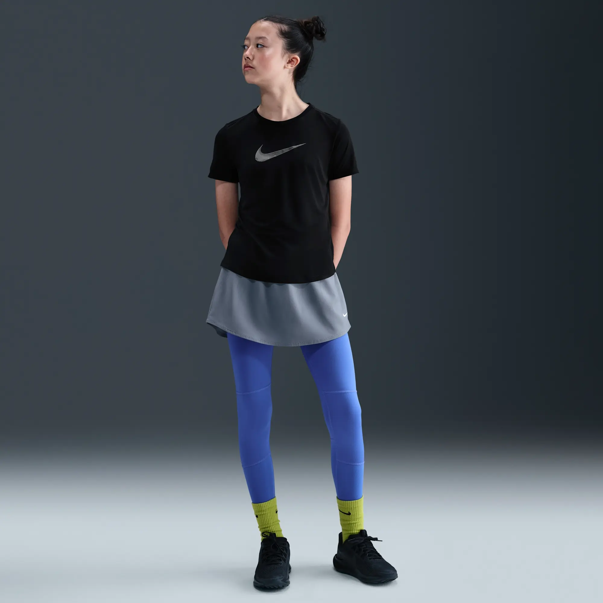 Nike One Classic Girls' Short-Sleeve Top - Black - Recycled Polyester