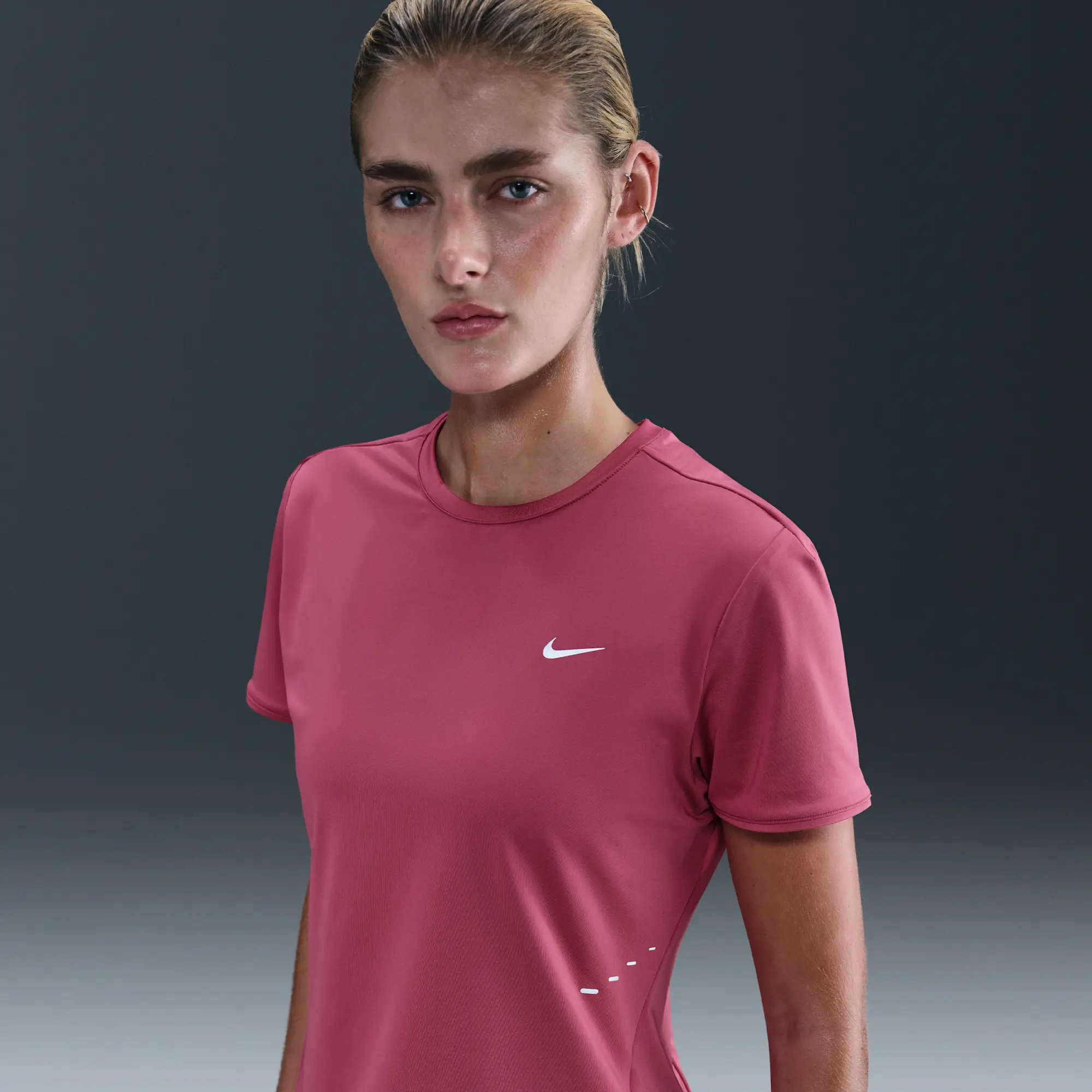 Nike Swift Women's Dri-FIT Short-Sleeve Running Top - Purple - Recycled Polyester Minimum