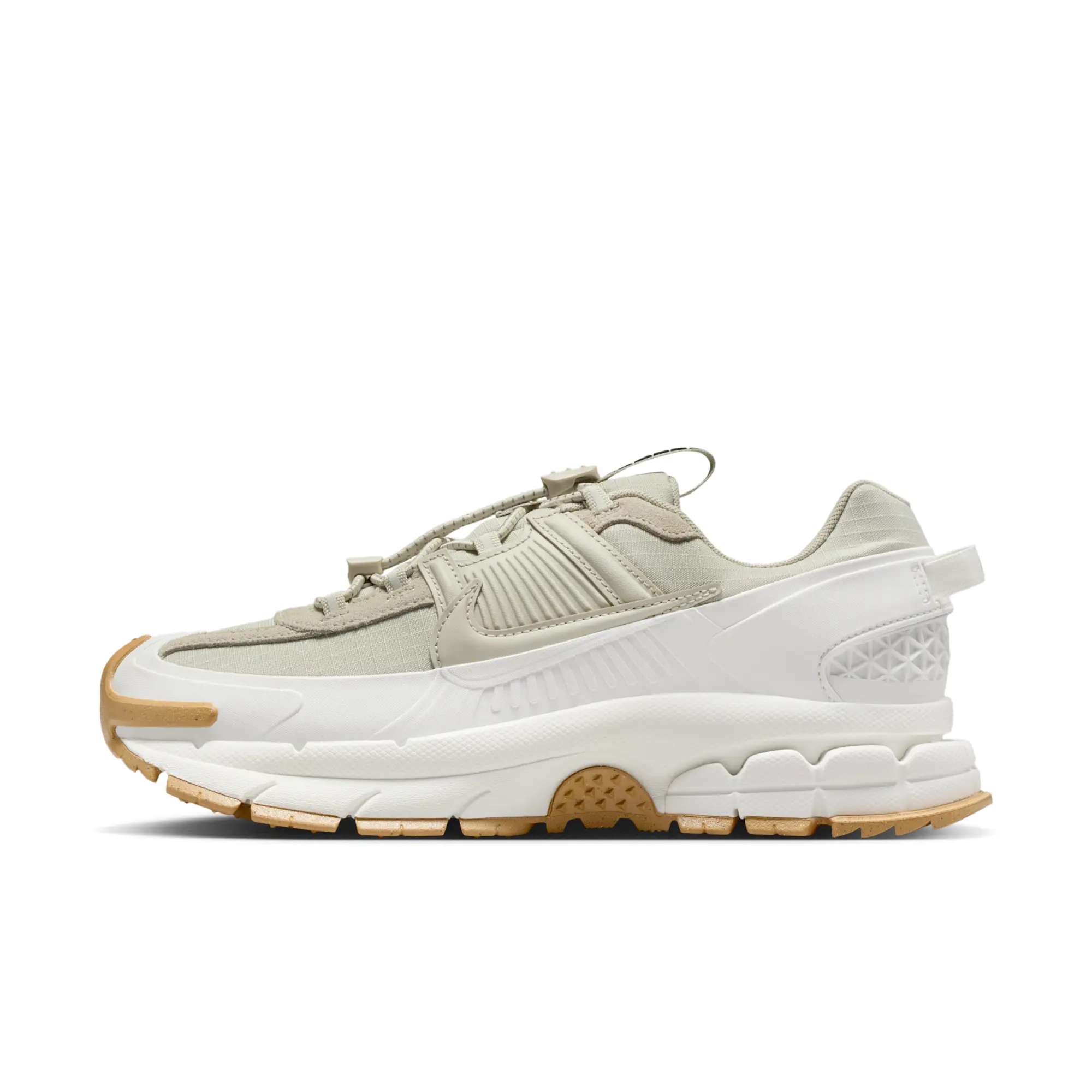Nike Zoom Vomero Roam Women's Winterized Shoes - White