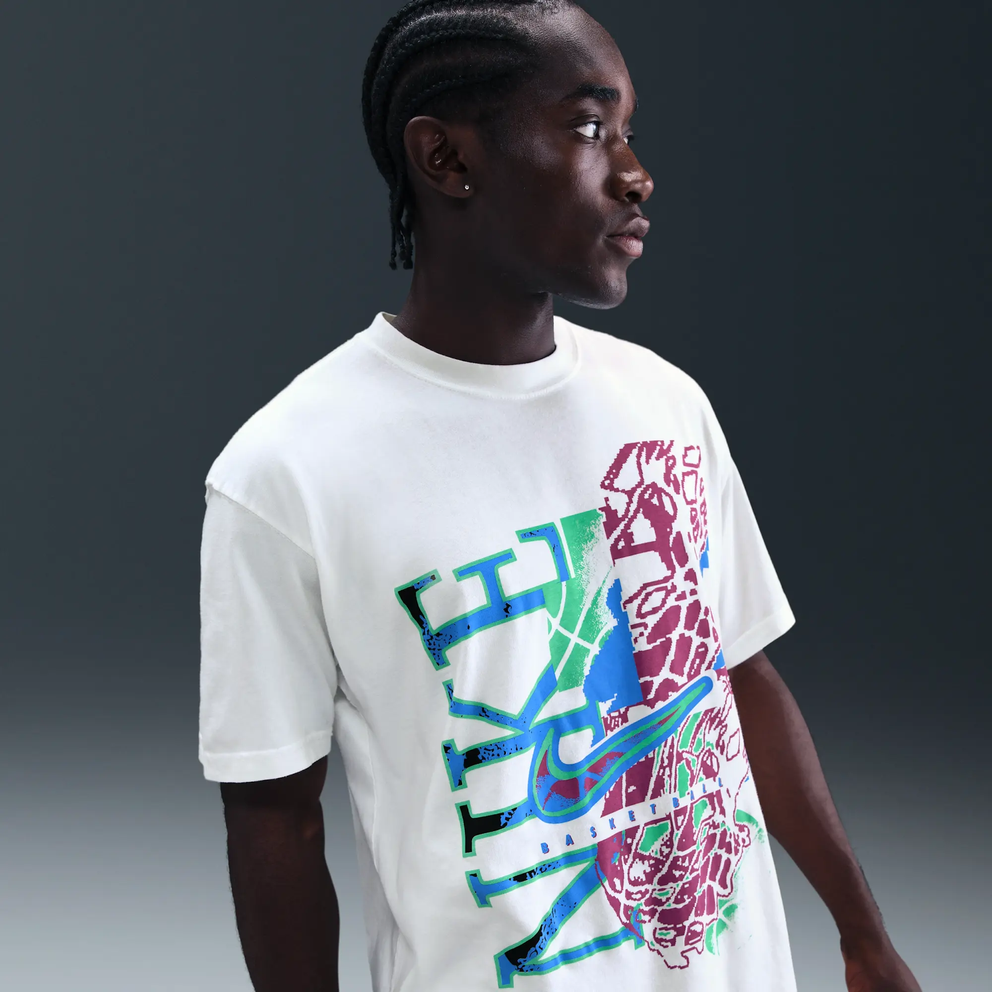 Nike Men's Basketball T-Shirt - White