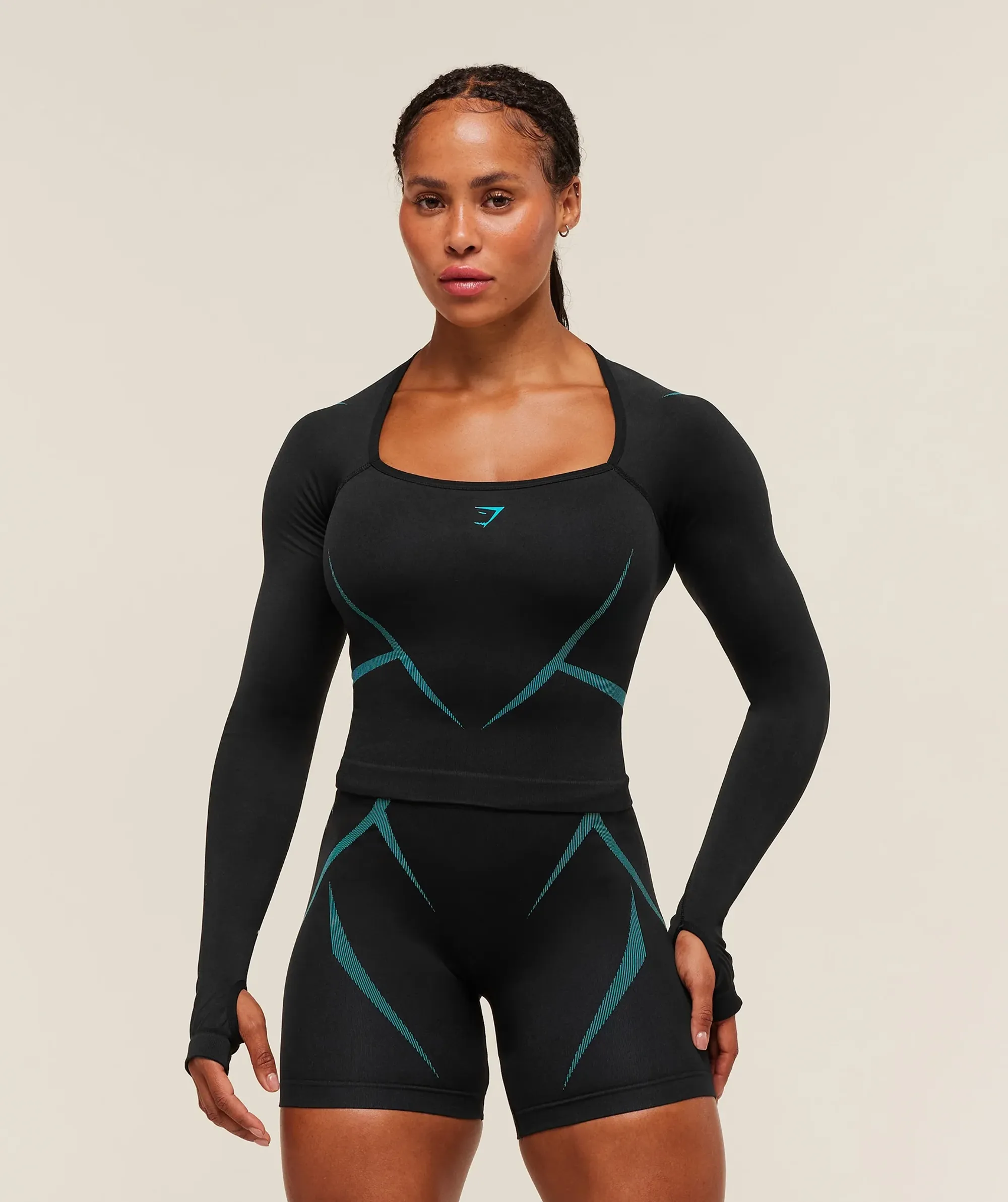  Apex Lift Seamless Long Sleeve Crop Top - Black/Brand Blue