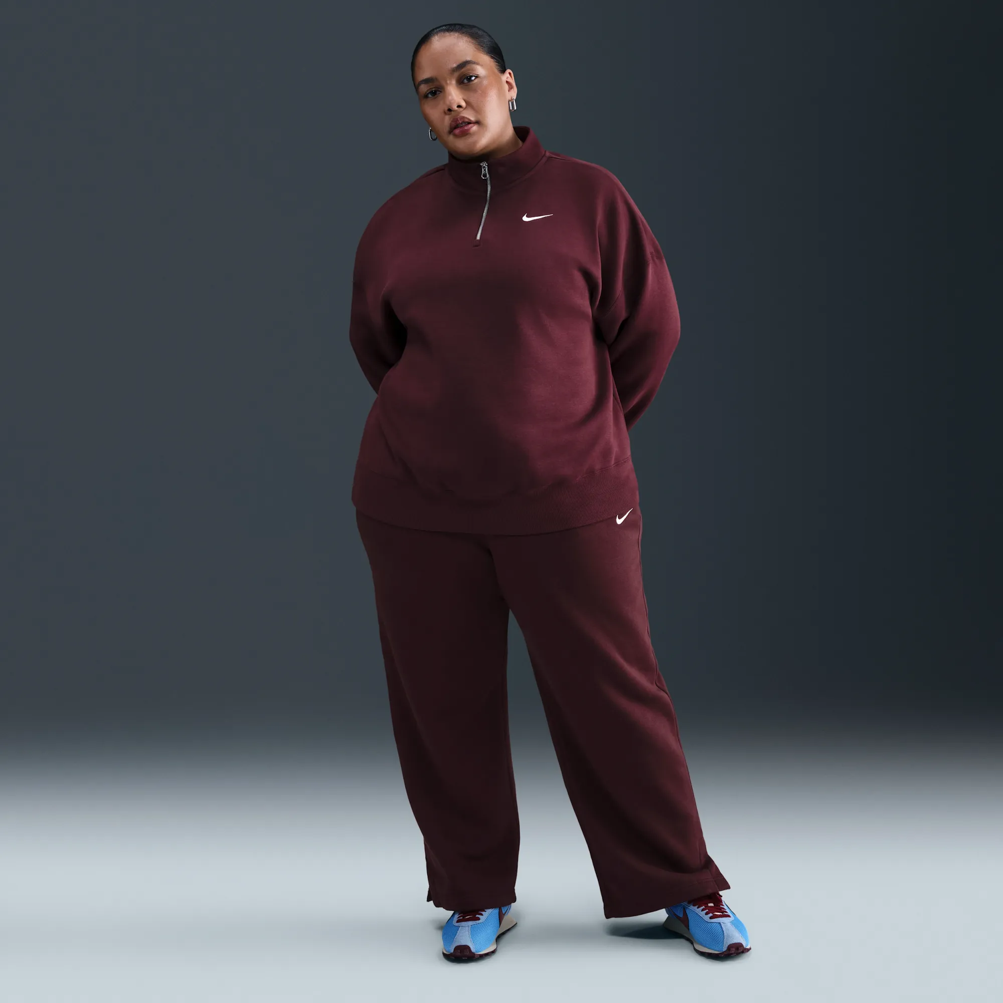 Nike Sportswear Phoenix Fleece High-Waisted Trousers - Red - Fleece > Phoenix Fleece