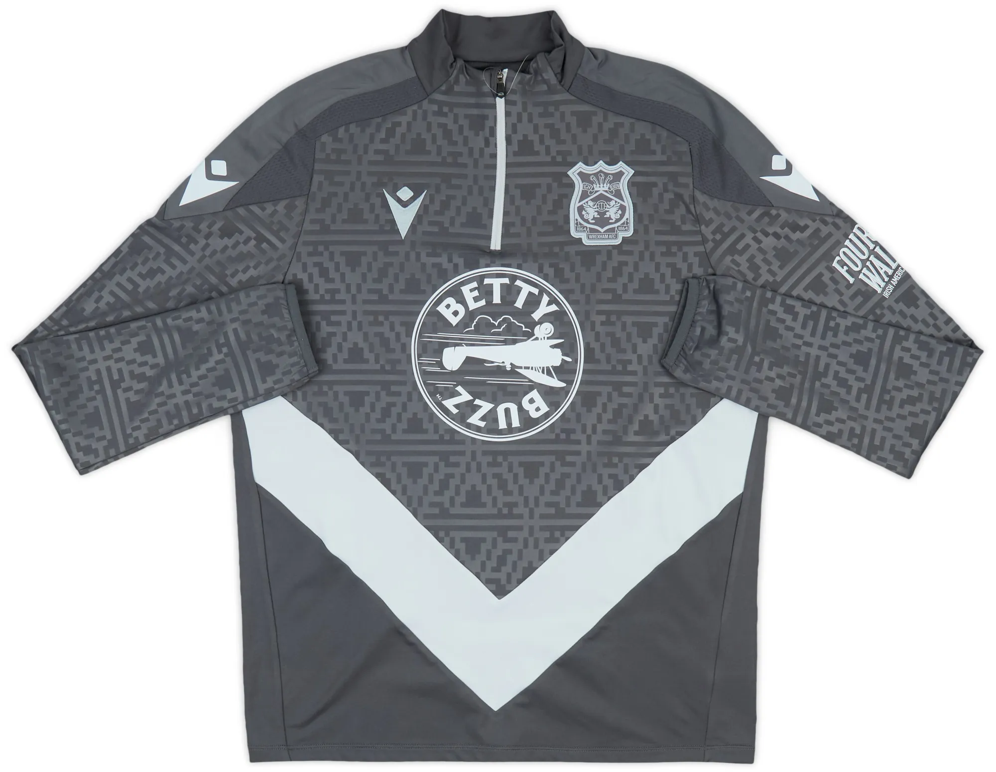 2024-25 Wrexham Macron 1/4 Zip Training Top (S)