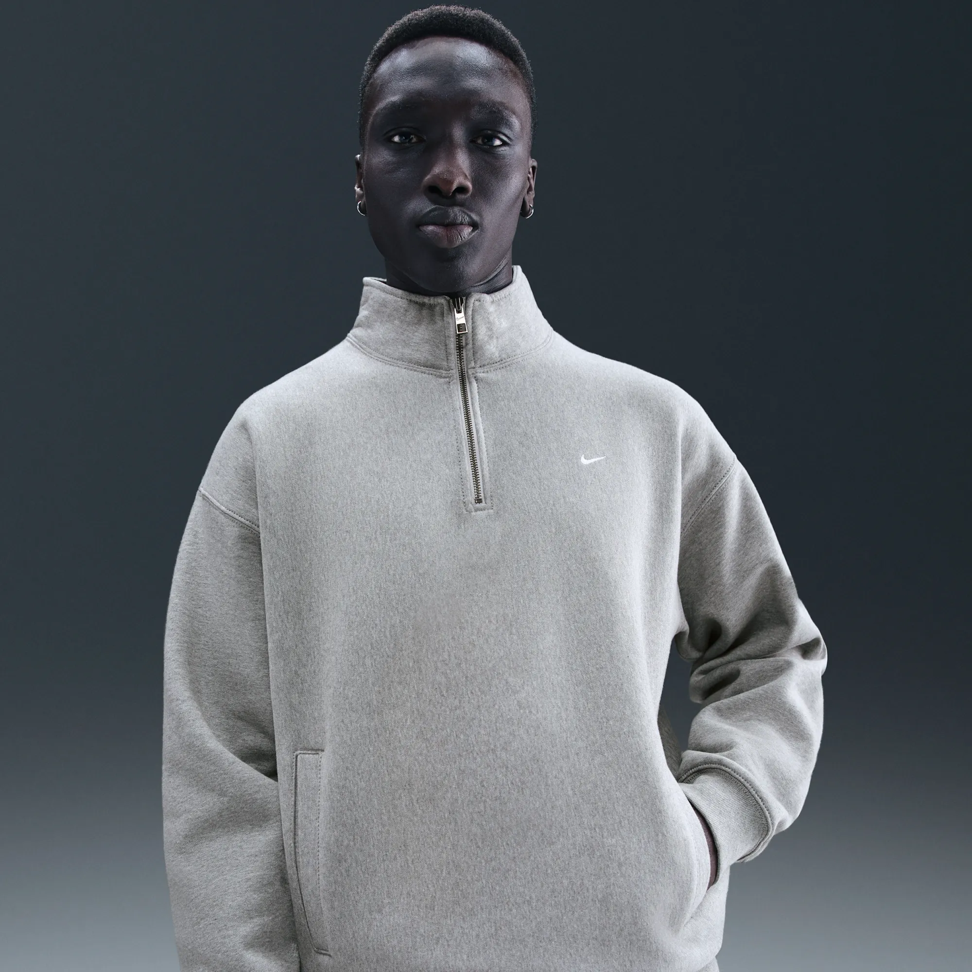 Nike Solo Swoosh Men's Fleece Quarter-Zip Top - Grey - Fleece