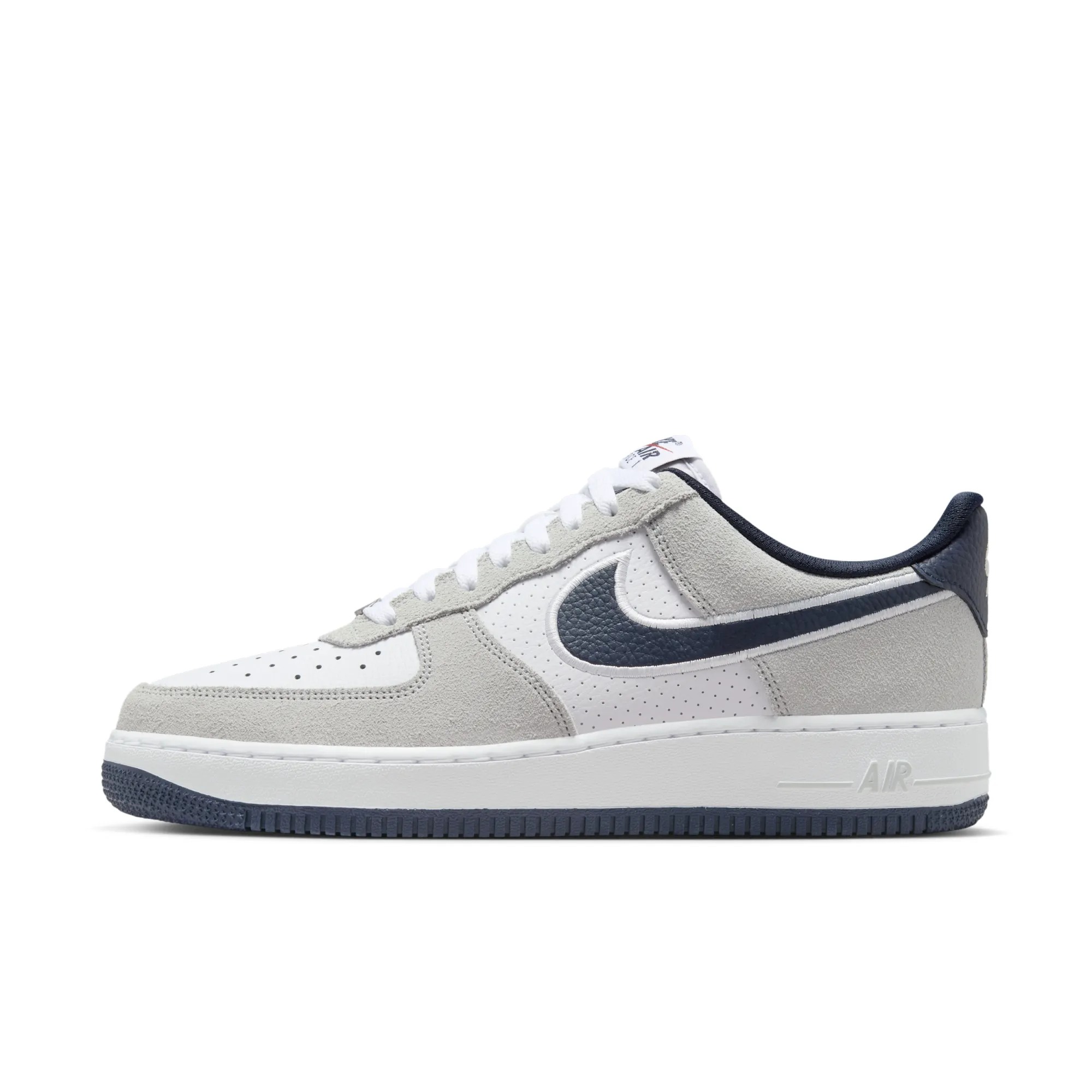 Nike Air Force 1 '07 LV8 Men's Shoes - White