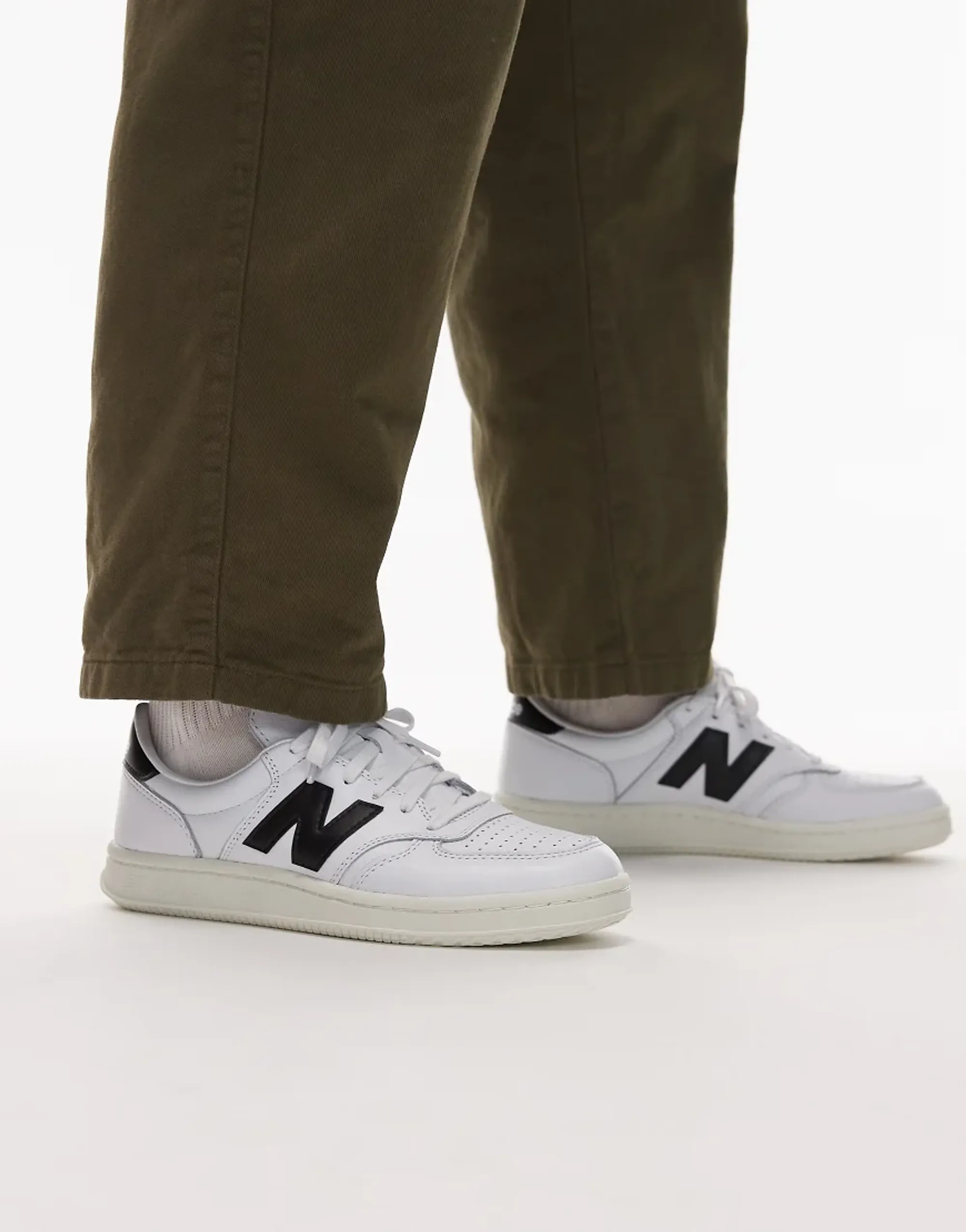 New Balance Men's T500 in White/Black Leather
