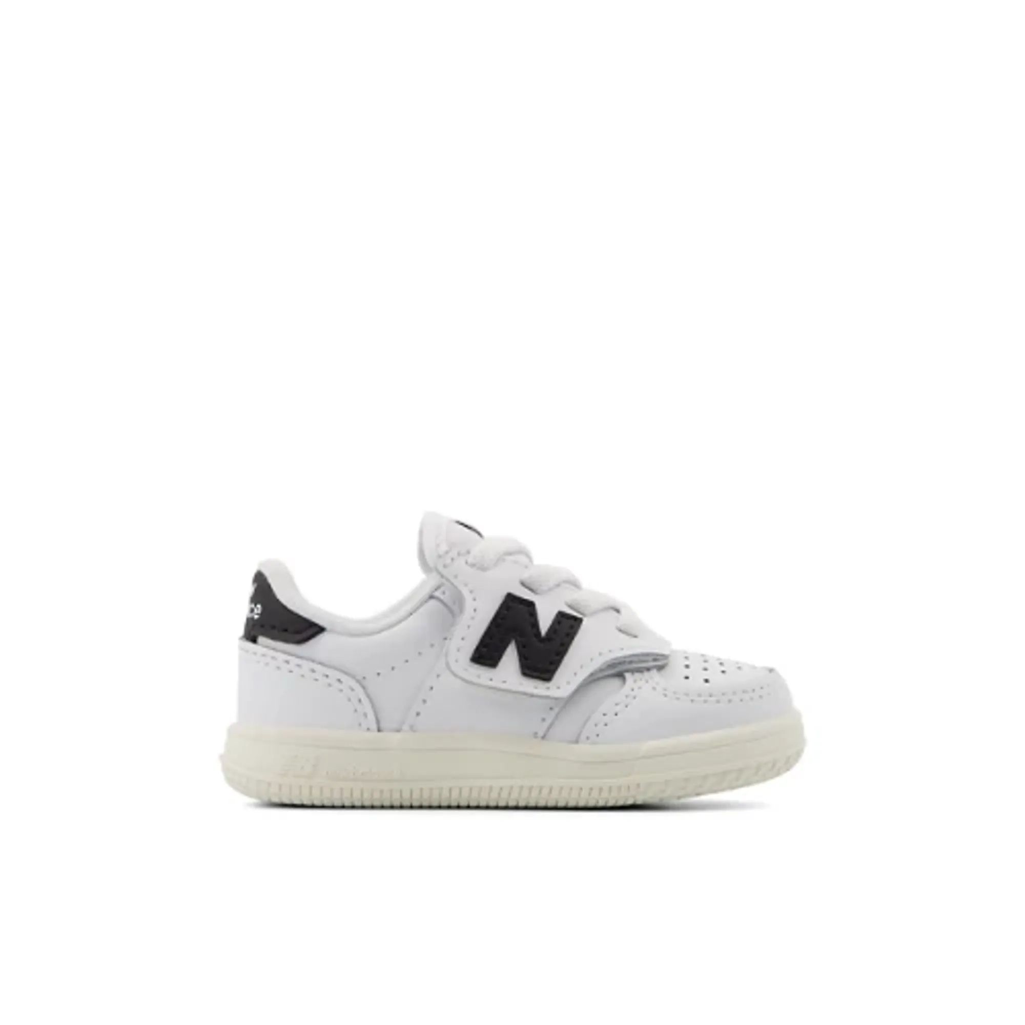 New Balance Infants' T500 in Black/White Synthetic
