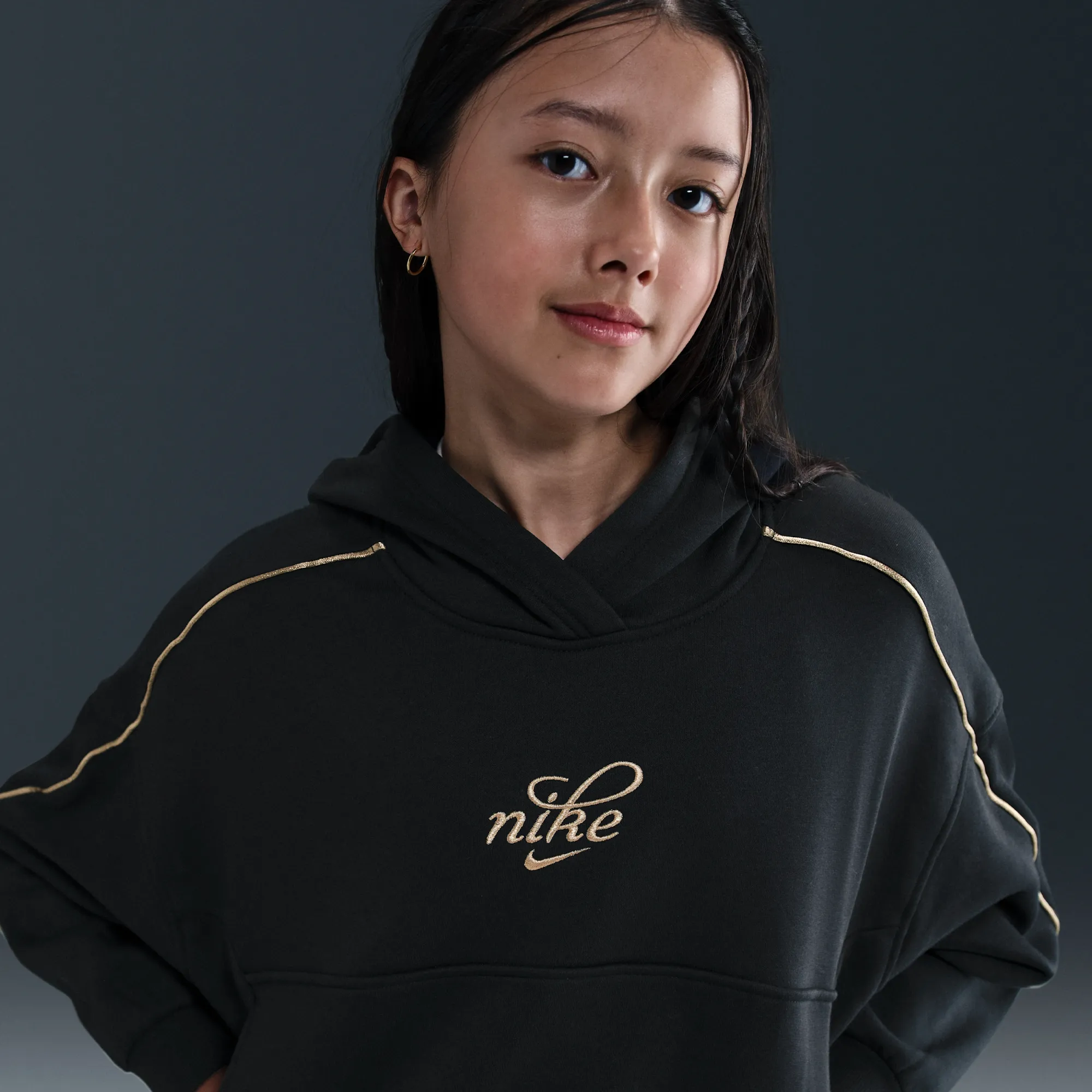 Nike Sportswear Club Fleece Older Kids' (Girls') Boxy Hoodie - Black - Fleece