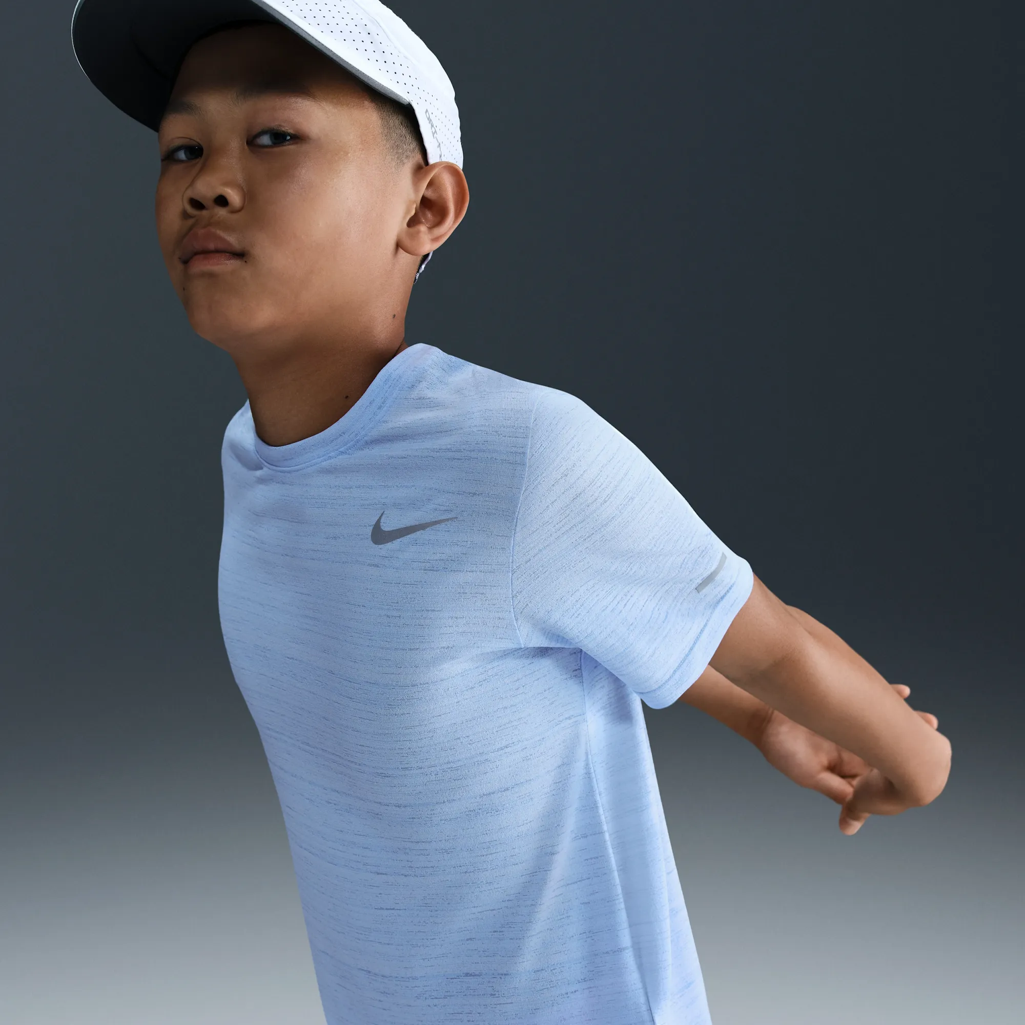 Nike Dri-FIT Miler Older Kids' (Boys') Training Top - Blue - Polyester