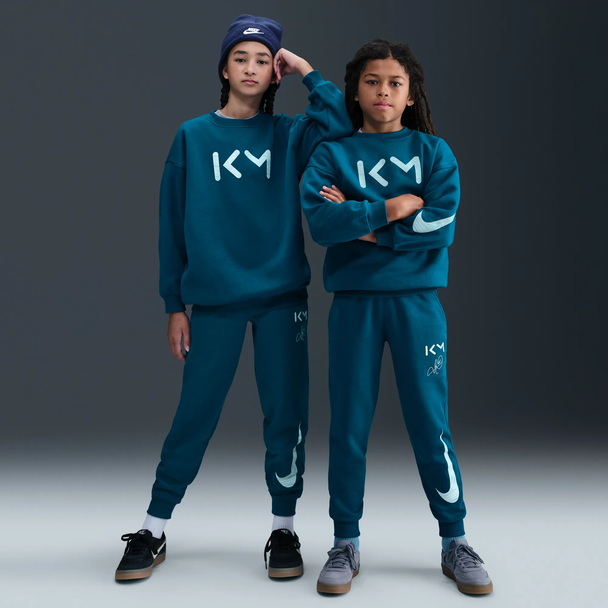 Kylian Mbappé Club Fleece Older Kids' Nike Football Joggers - Blue - Fleece