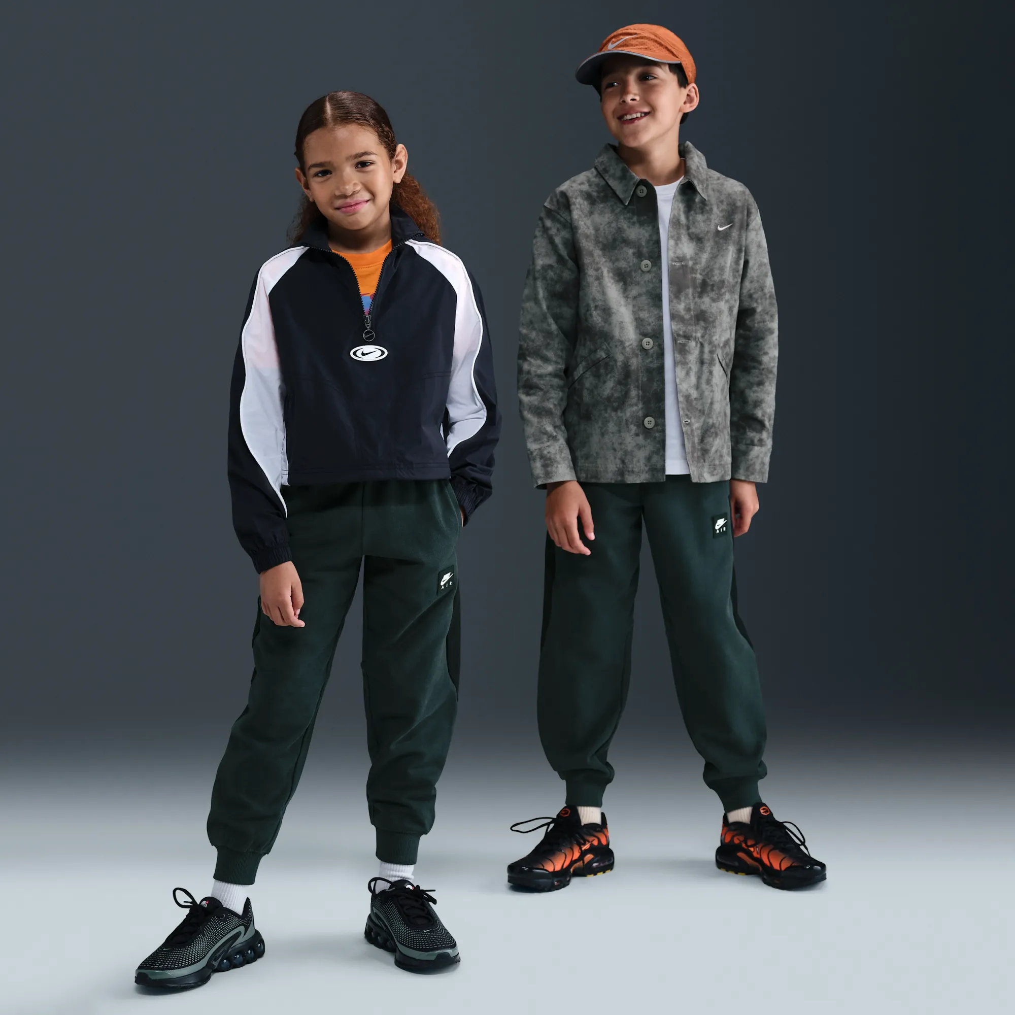 Nike Air Older Kids' Fleece Joggers - Green - Fleece