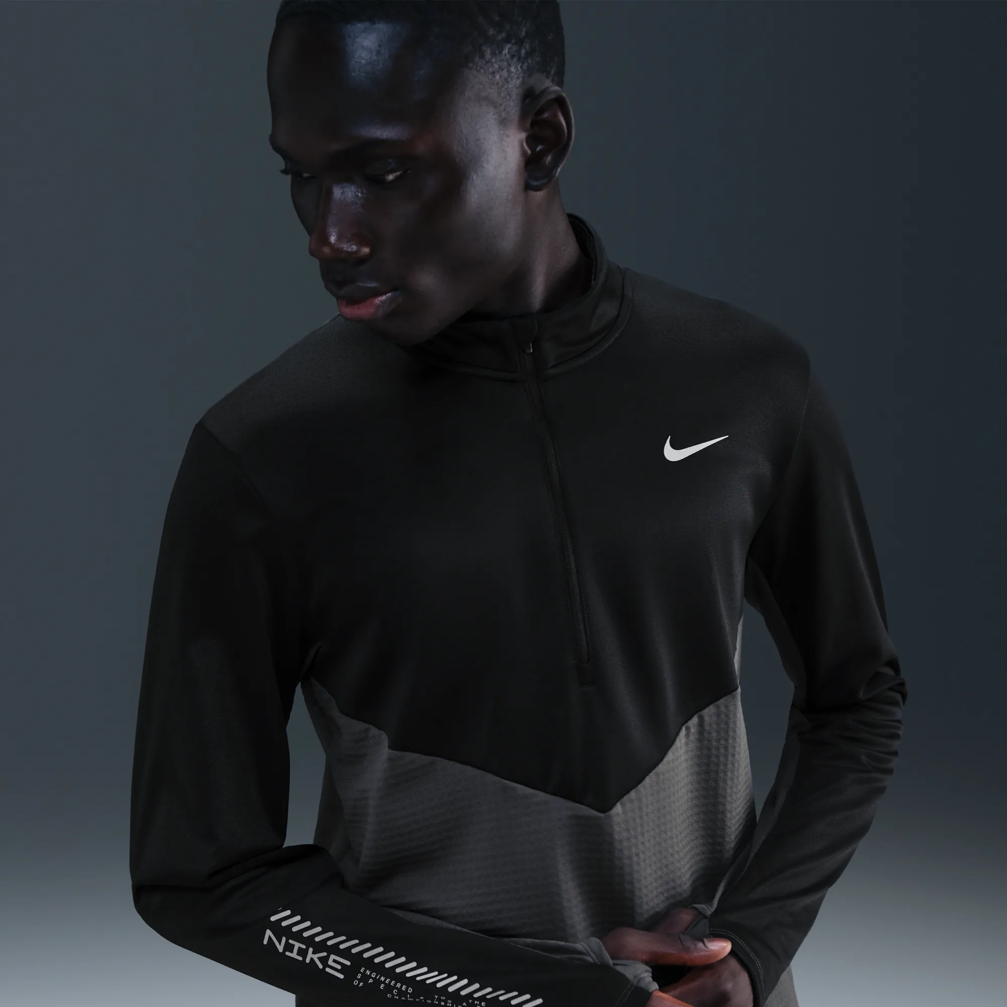 Nike Pacer Men's Winterized 1/2-Zip Running Top - Grey - Polyester