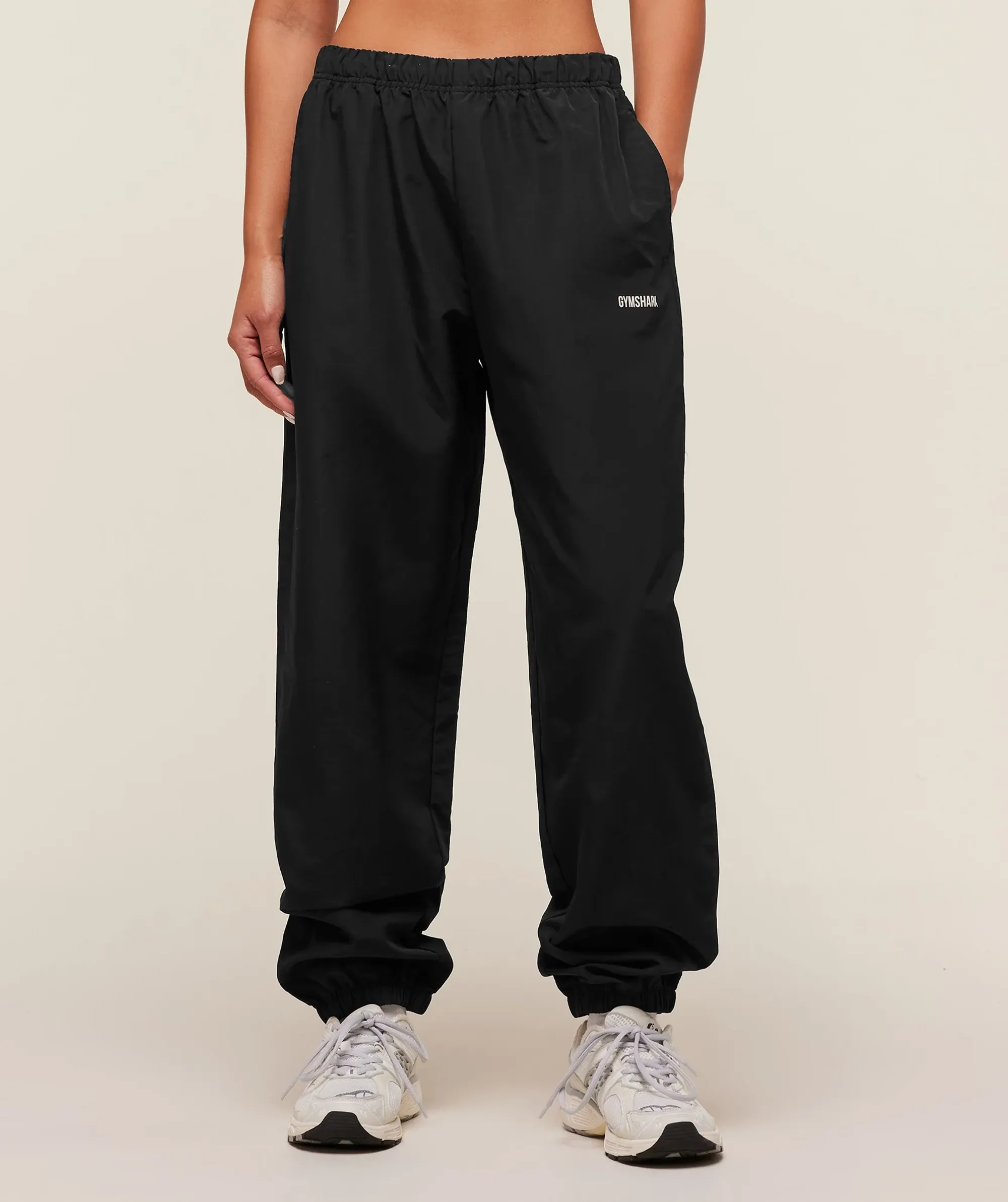  Woven Track Pant - Black