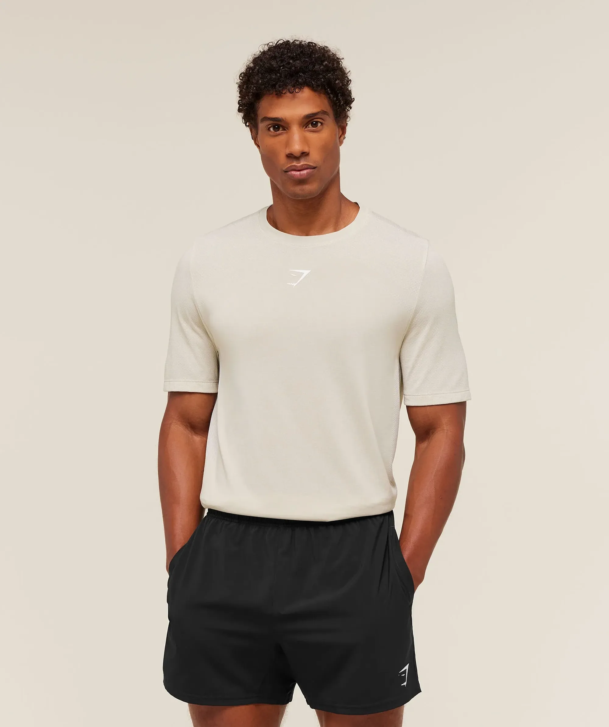  Lightweight Seamless T-Shirt - Pebble Grey/White