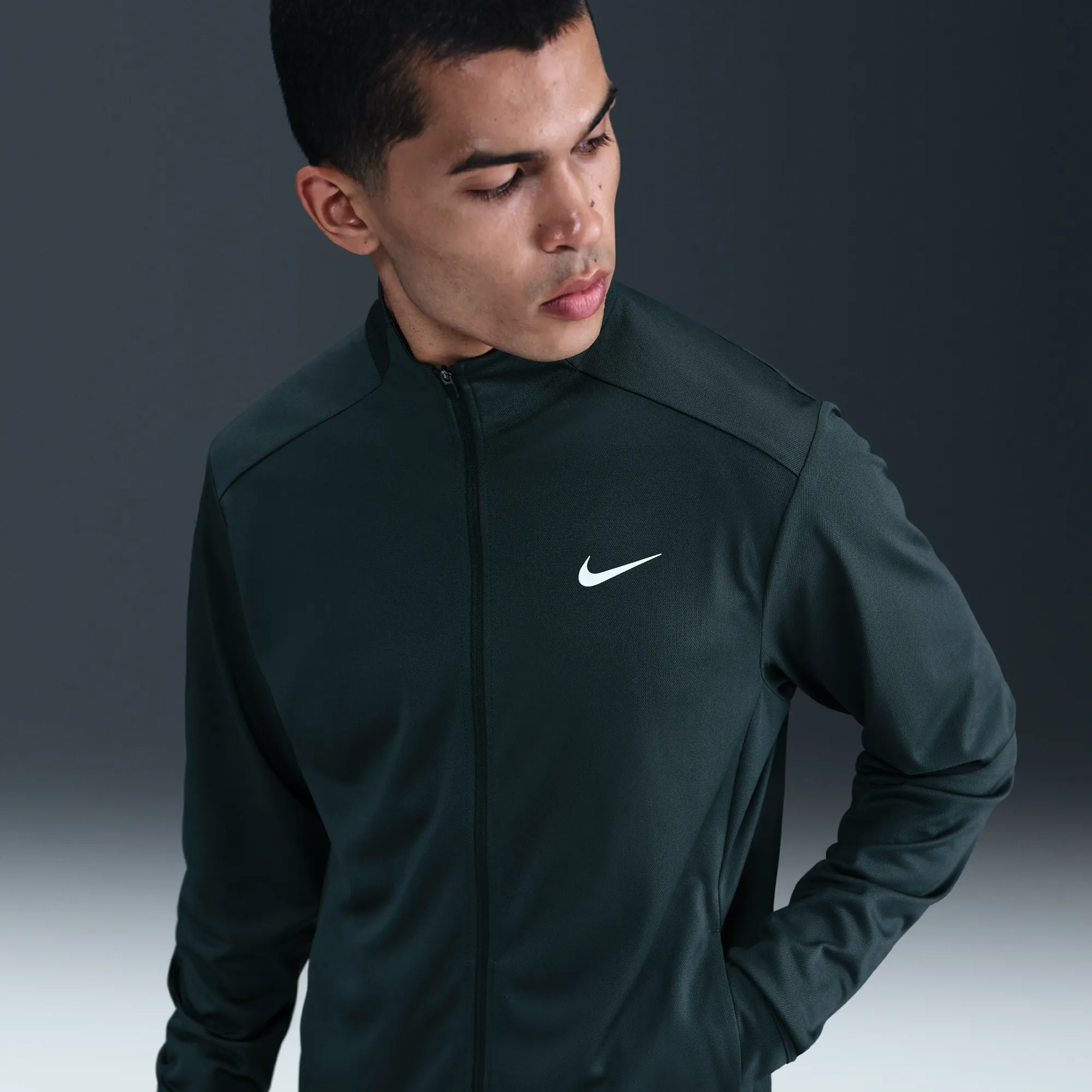 Nike Totality Men's Dri-FIT Knit Versatile Jacket - Green - Polyester
