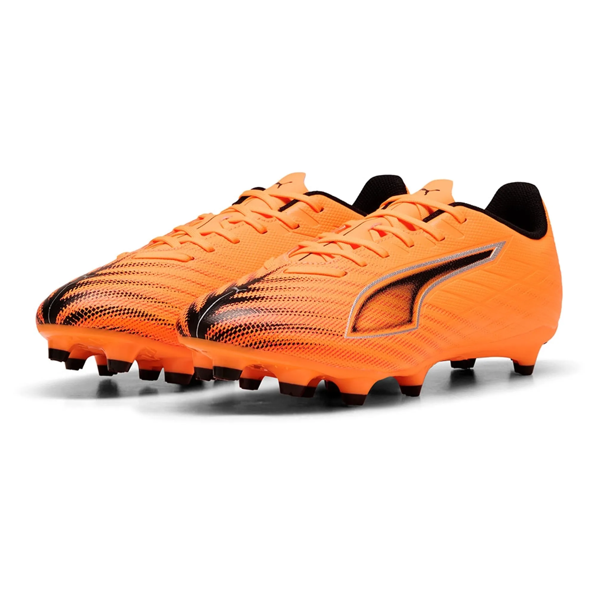 PUMA Ultra 6 Play FG/AG Football Boots Unisex, Heat Fire/Black/Glowing Red