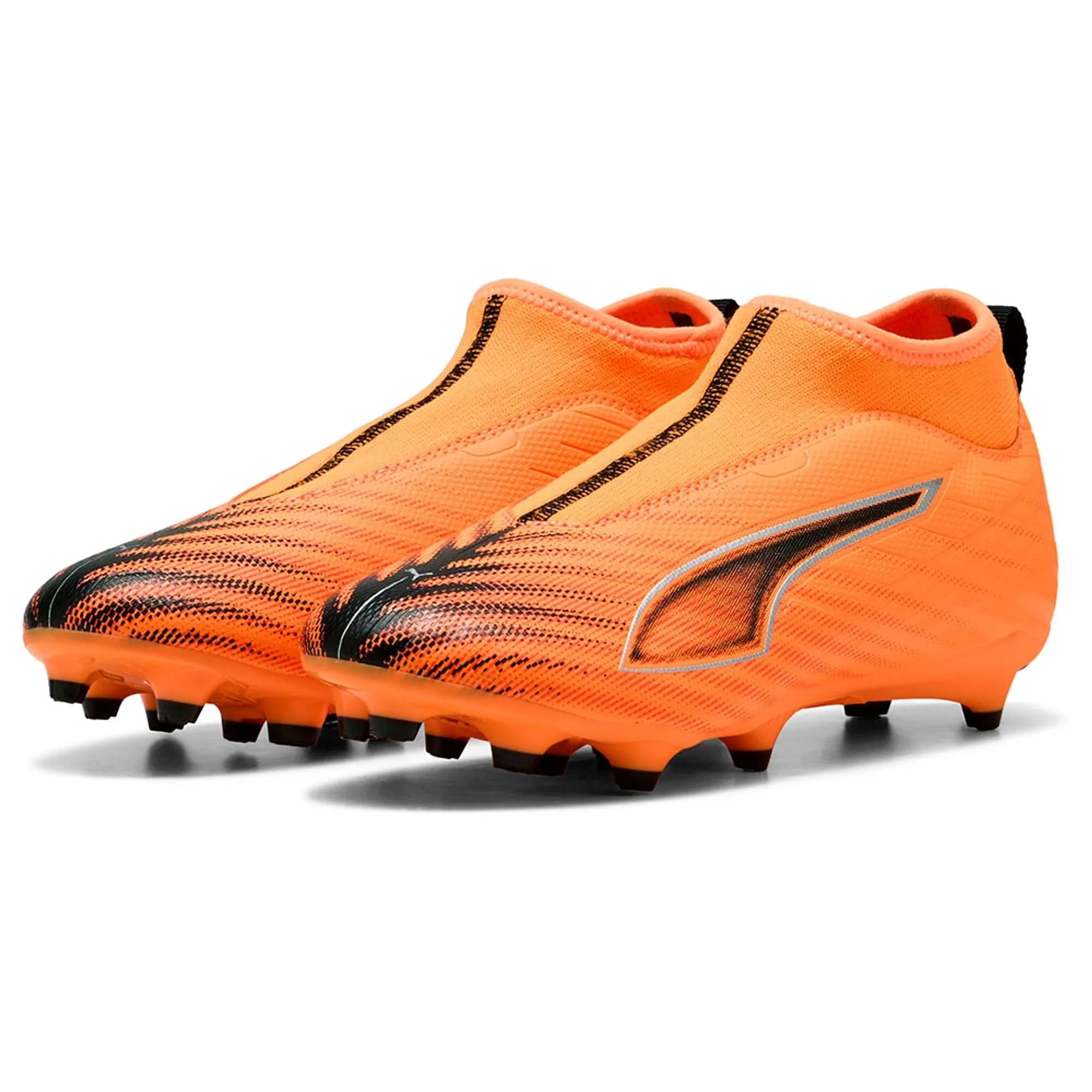 PUMA Ultra 6 Match+ FG/AG Laceless Football Boots Youth, Heat Fire/Black/Glowing Red