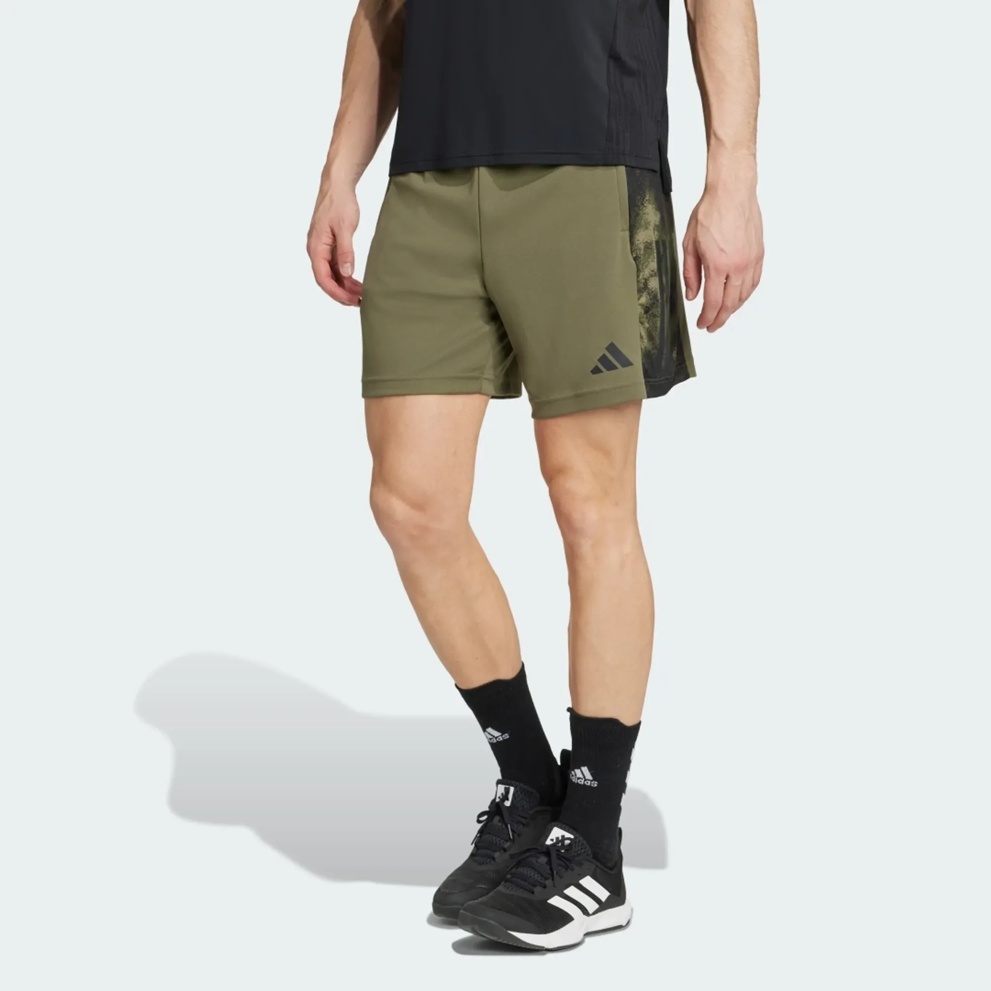adidas Train Essentials Seasonal 3-Stripes Short