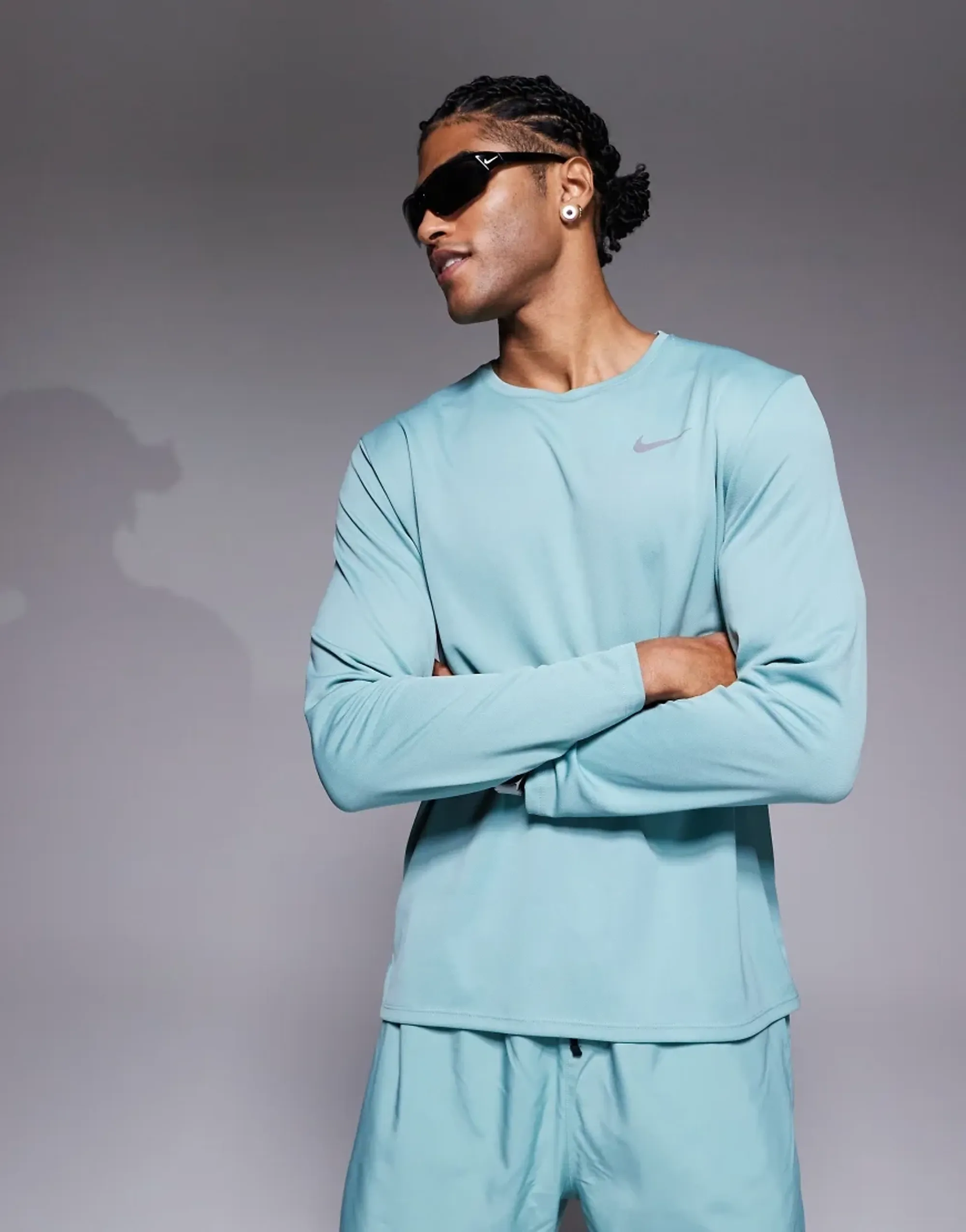 Nike Dri-FIT UV Miler Men's Running Top - HO25