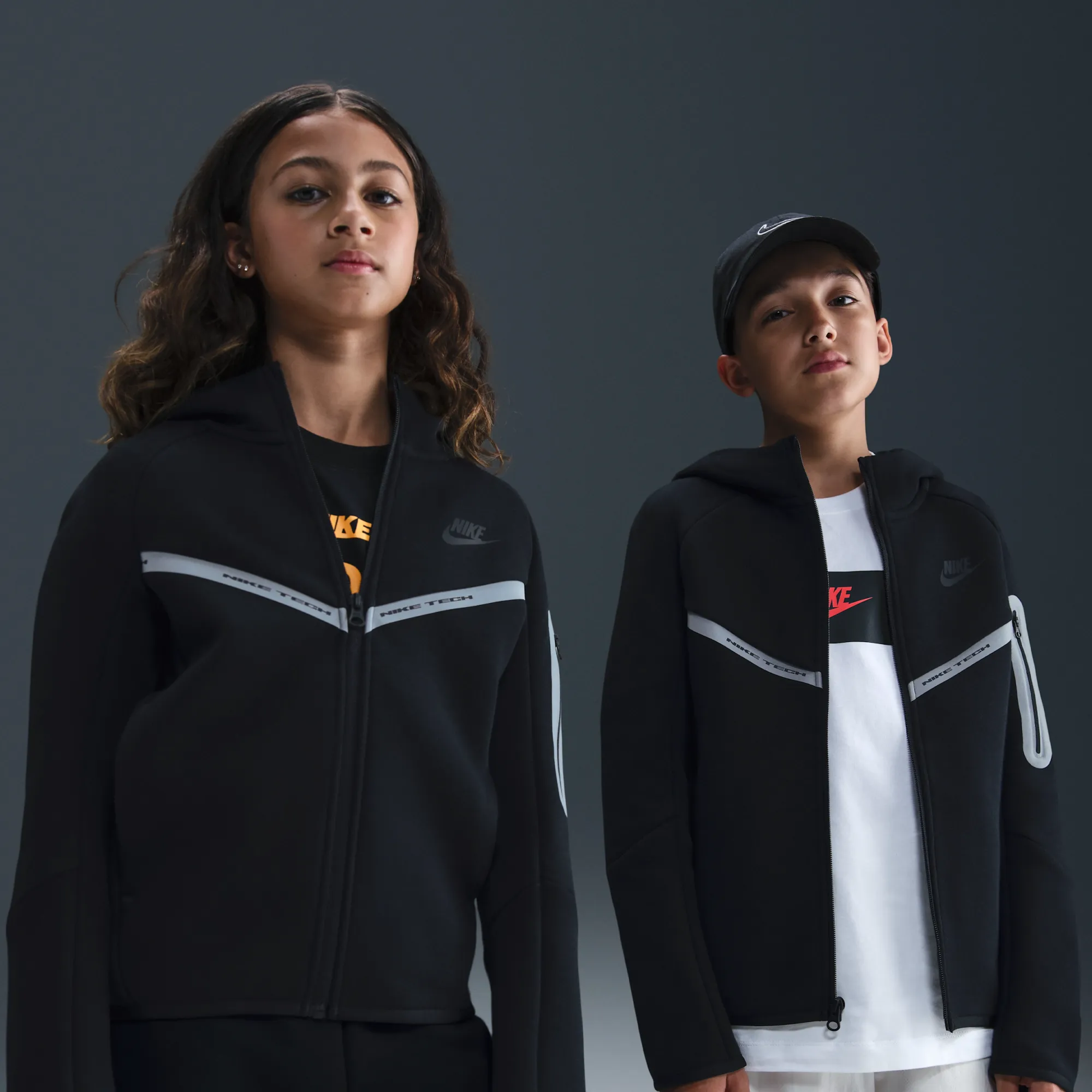 Nike Sportswear Tech Fleece Older Kids' (Boys') Full-Zip Hoodie - Black - Cotton/Polyester