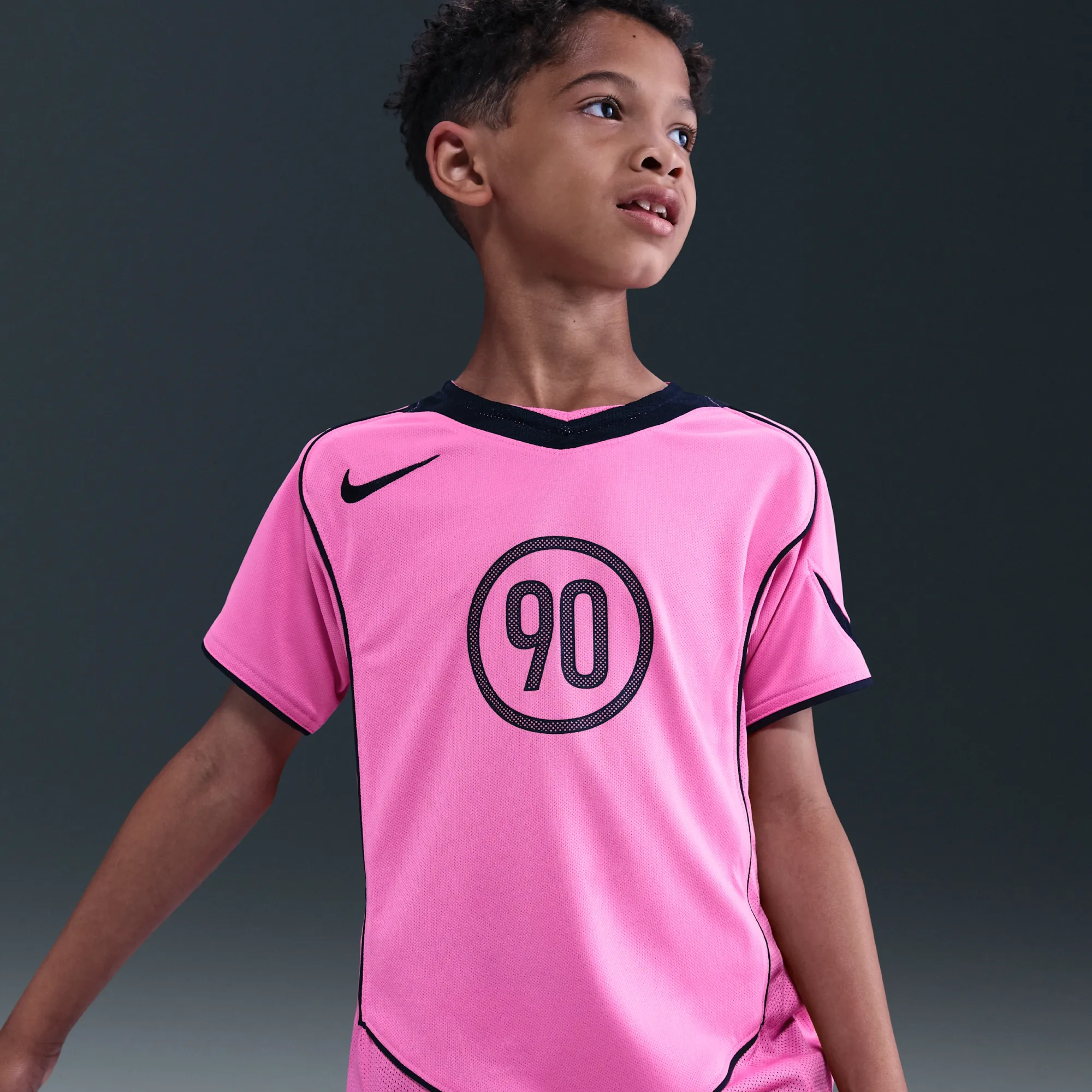 Nike Total 90 Older Kids' Dri-FIT Football Shirt - Pink - Polyester