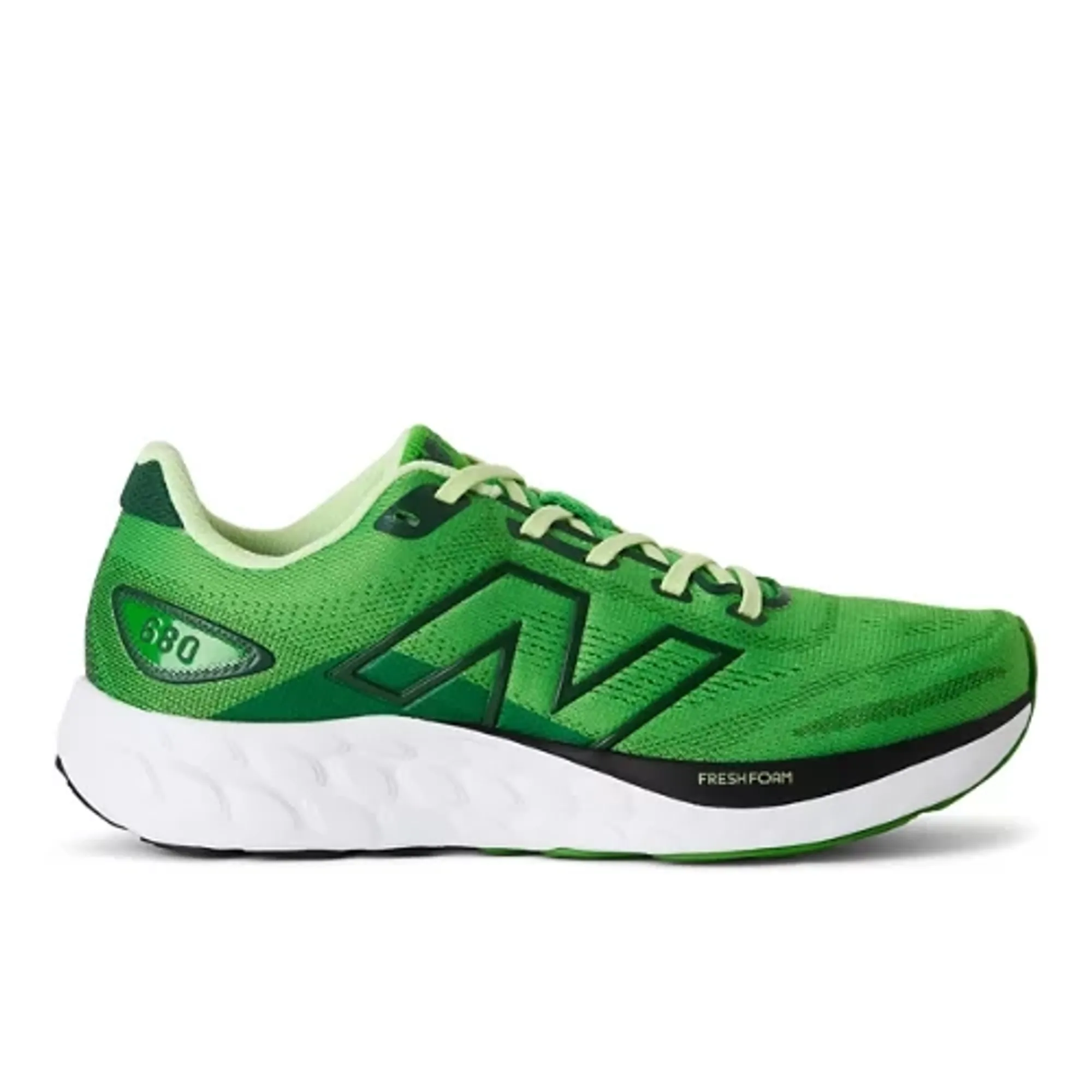 New Balance Women's Fresh Foam 680v8 in Green Textile