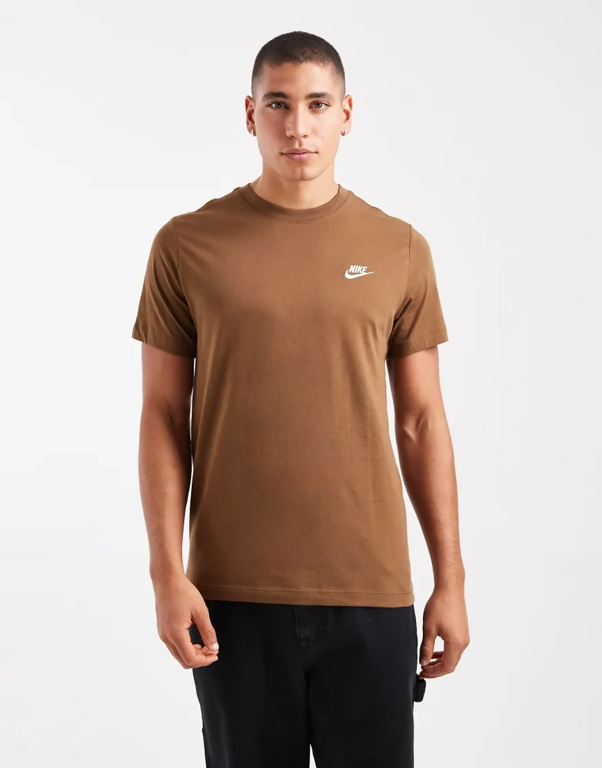 Nike Club T-Shirt In Brown
