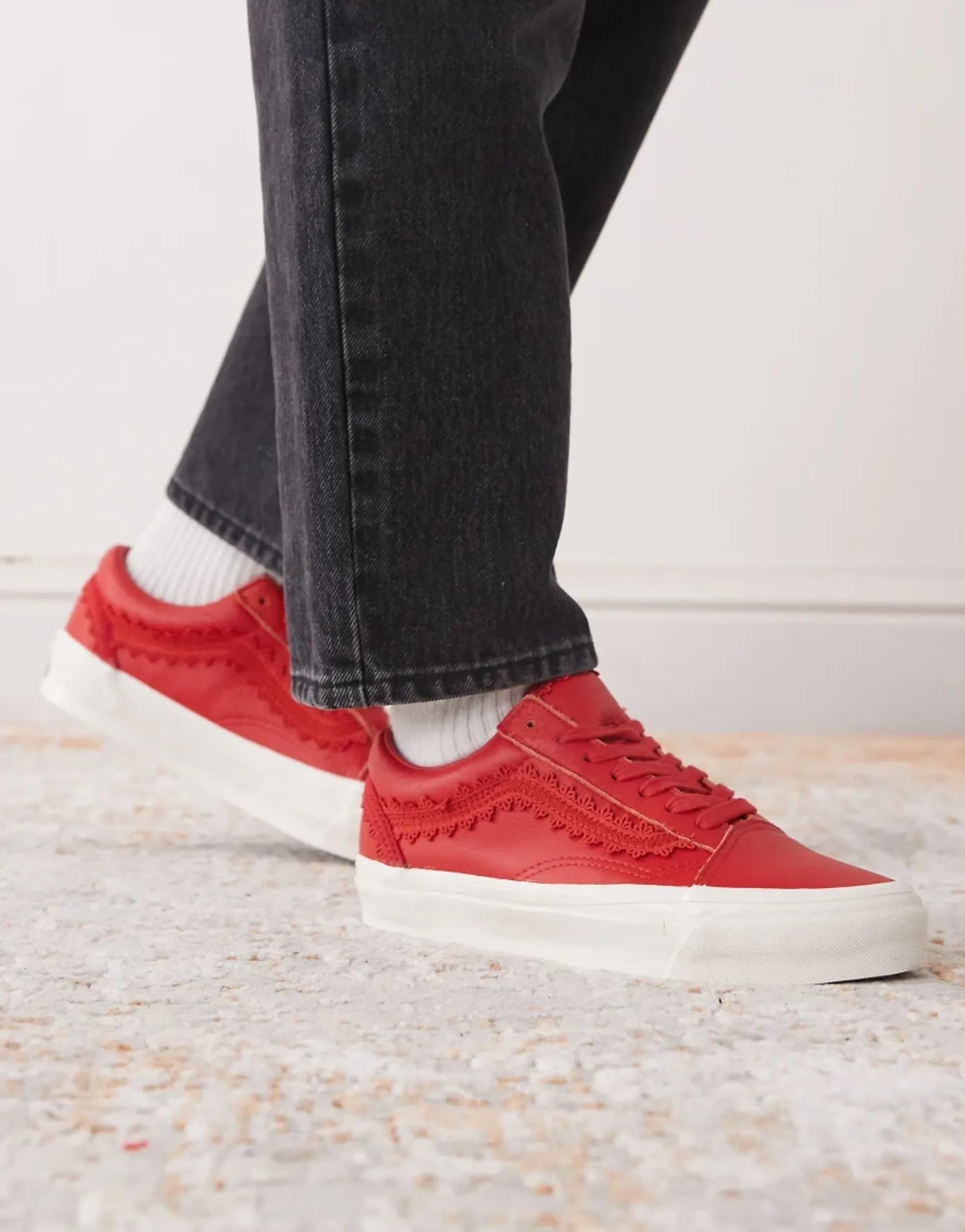 Vans - Premium Old Skool Shoes, Man, Red