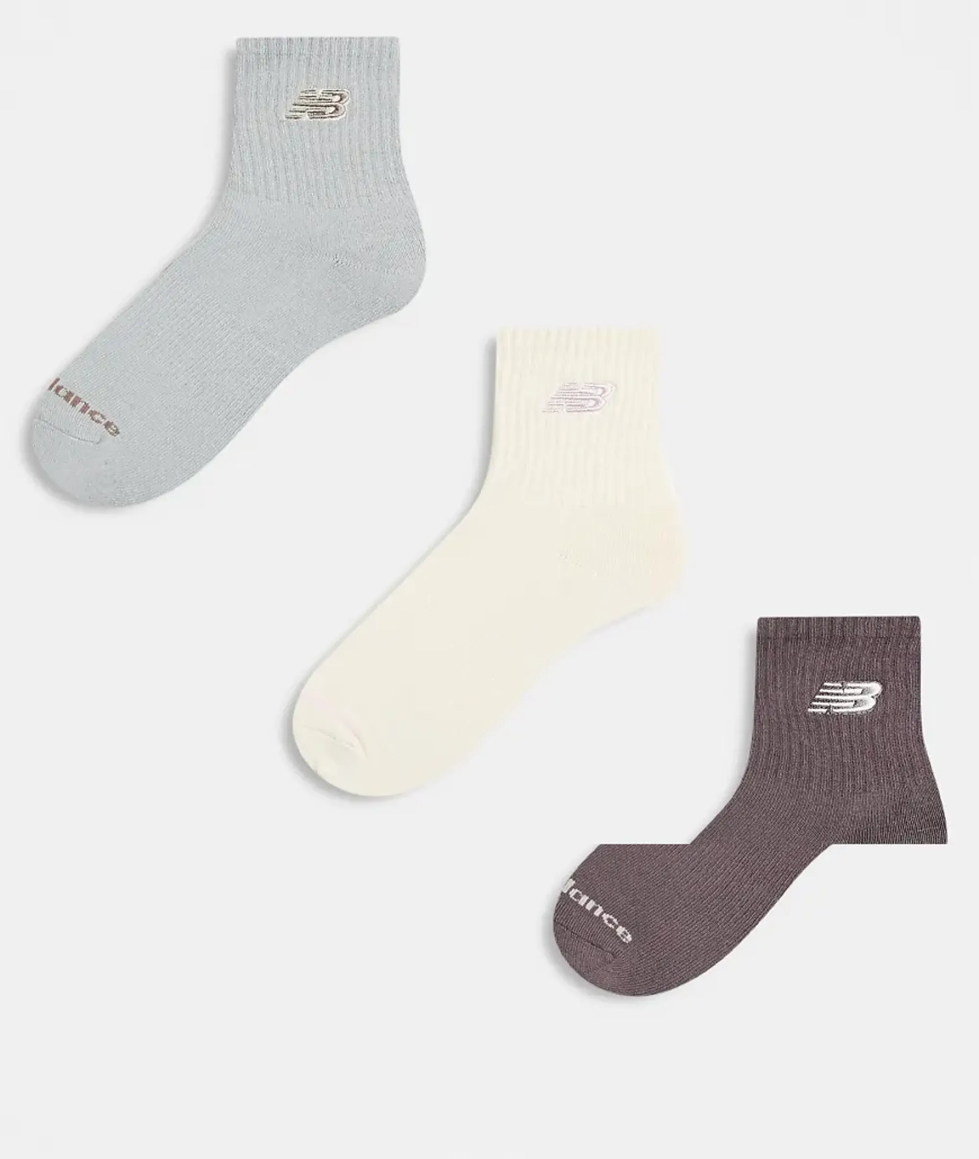 New Balance 3 Pack Embroidered Logo Ankle Socks In Off White And Brown