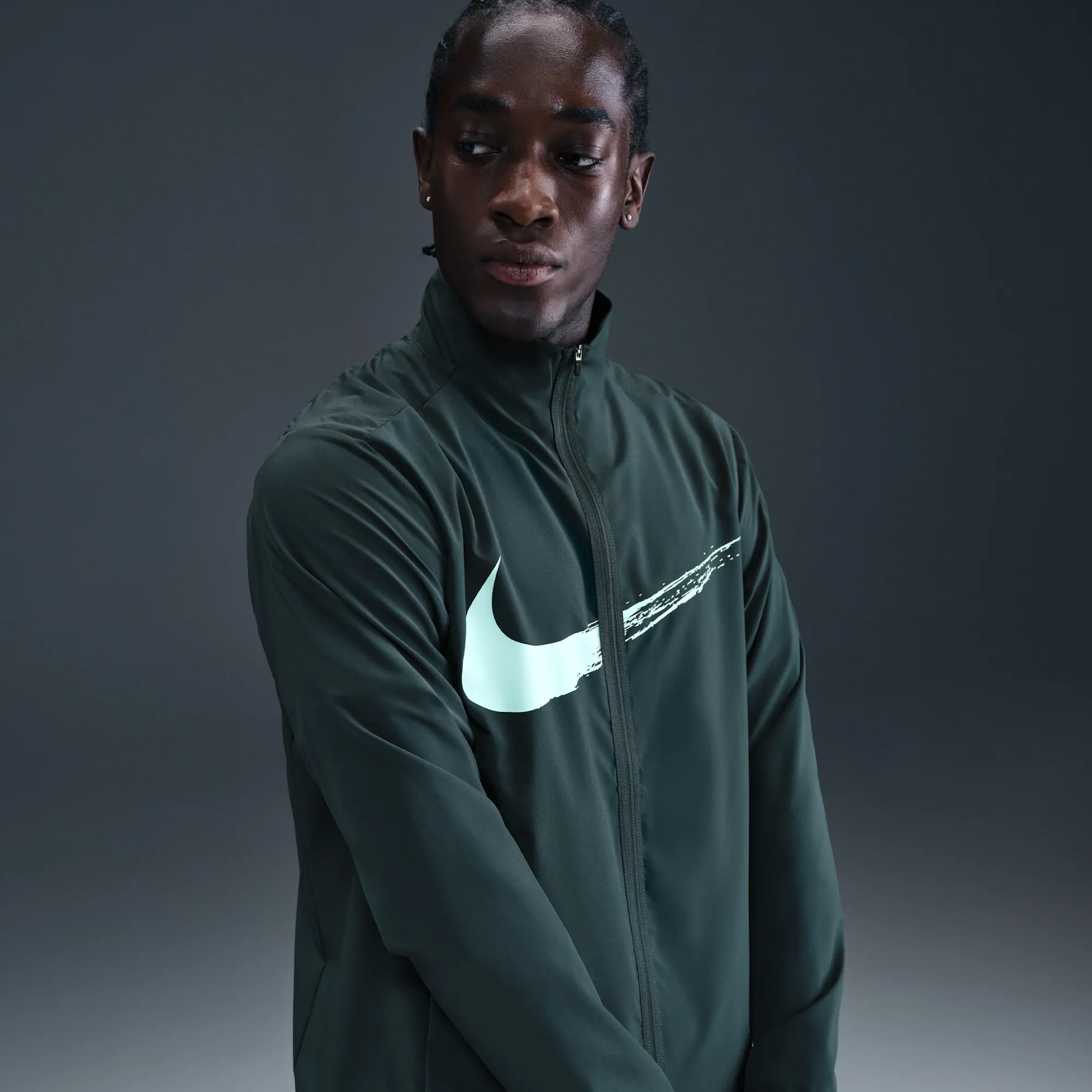 Nike Form Men's Dri-FIT Versatile Jacket - Green - Polyester