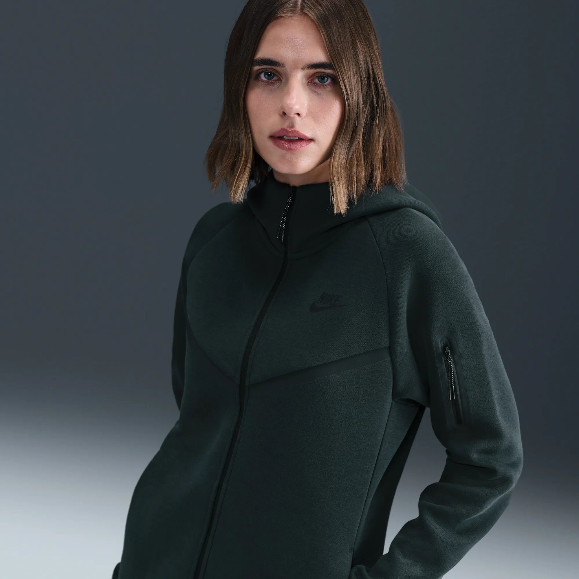Nike Tech Fleece Windrunner Women's Full-Zip Hoodie - Green - Cotton/Polyester