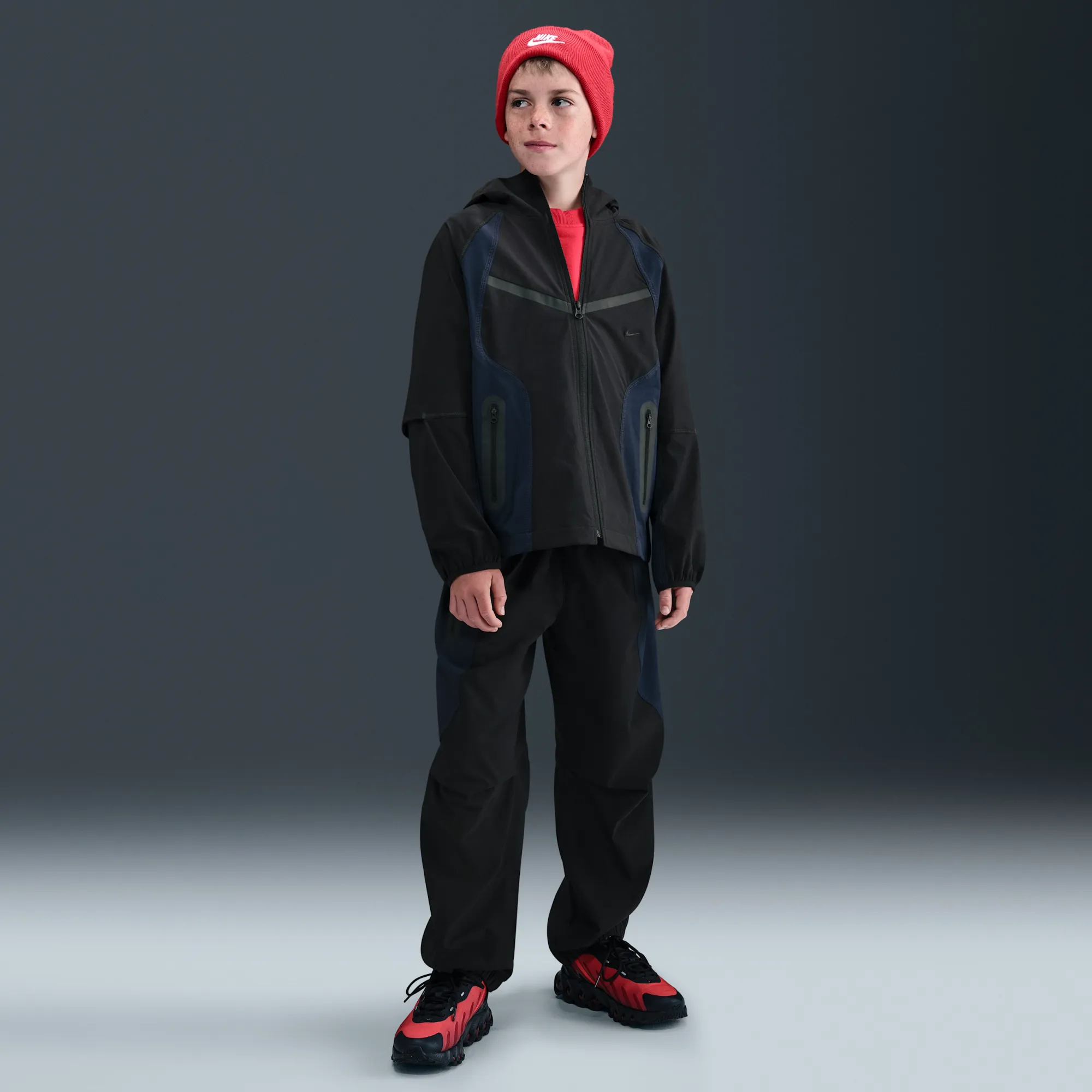 Nike Tech Older Kids' (Boys') Woven Jacket - Black - Nylon/Elastane