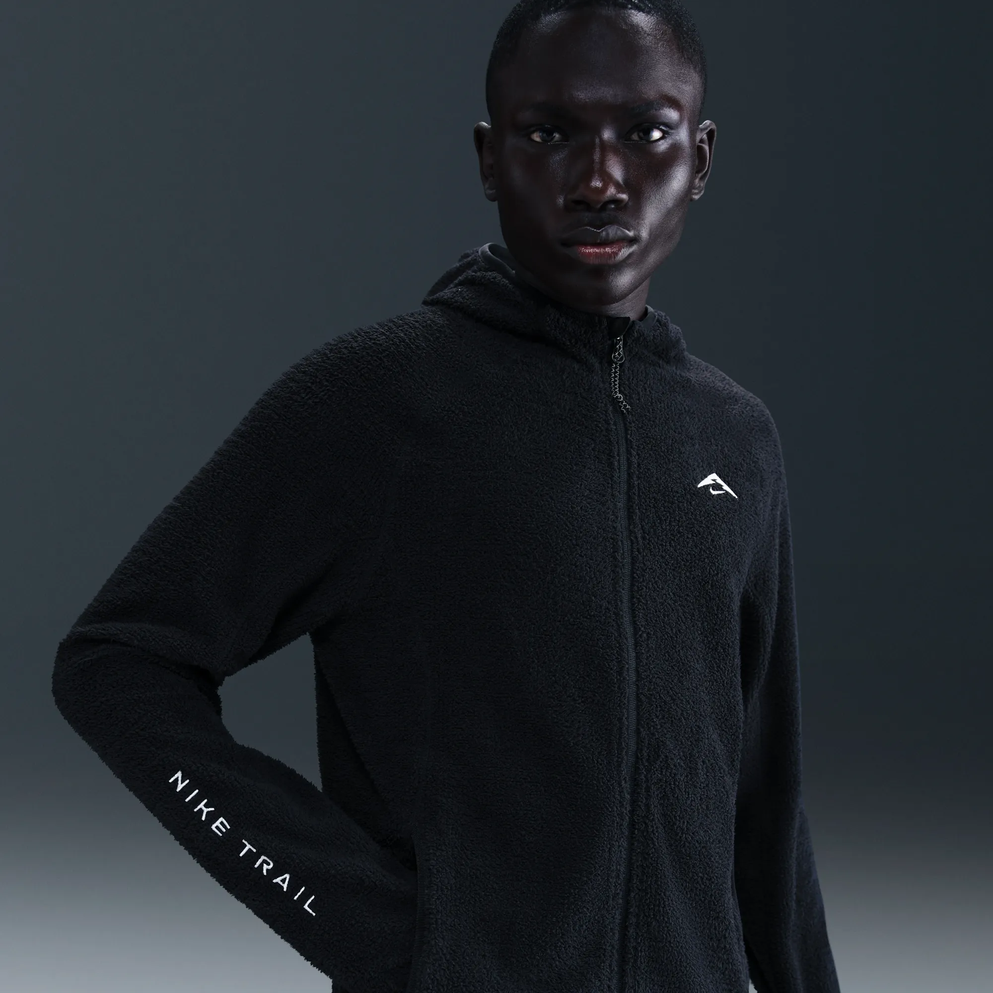 Nike Trail Men's Dri-FIT Fleece Running Jacket - Black - Polyester