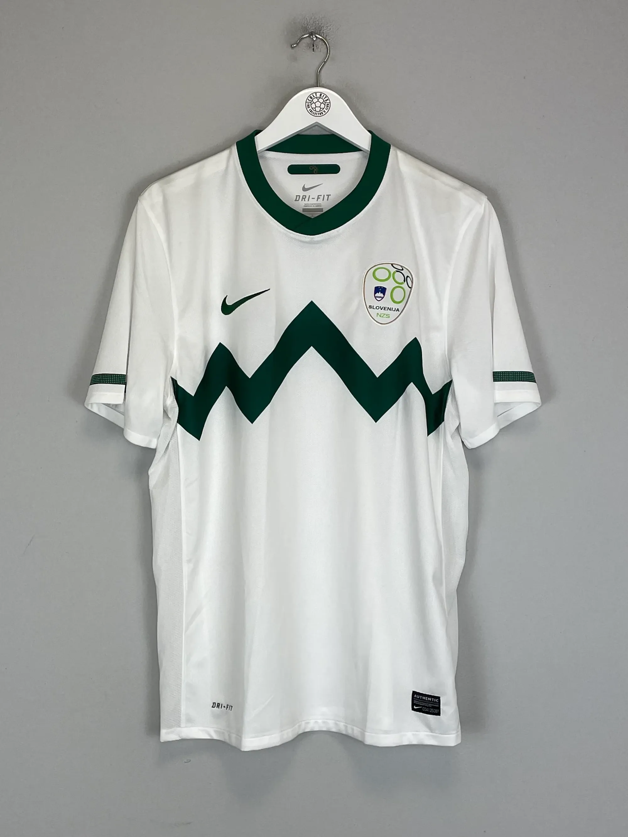 2010/11 SLOVENIA HOME SHIRT (L) NIKE, Cult Kits