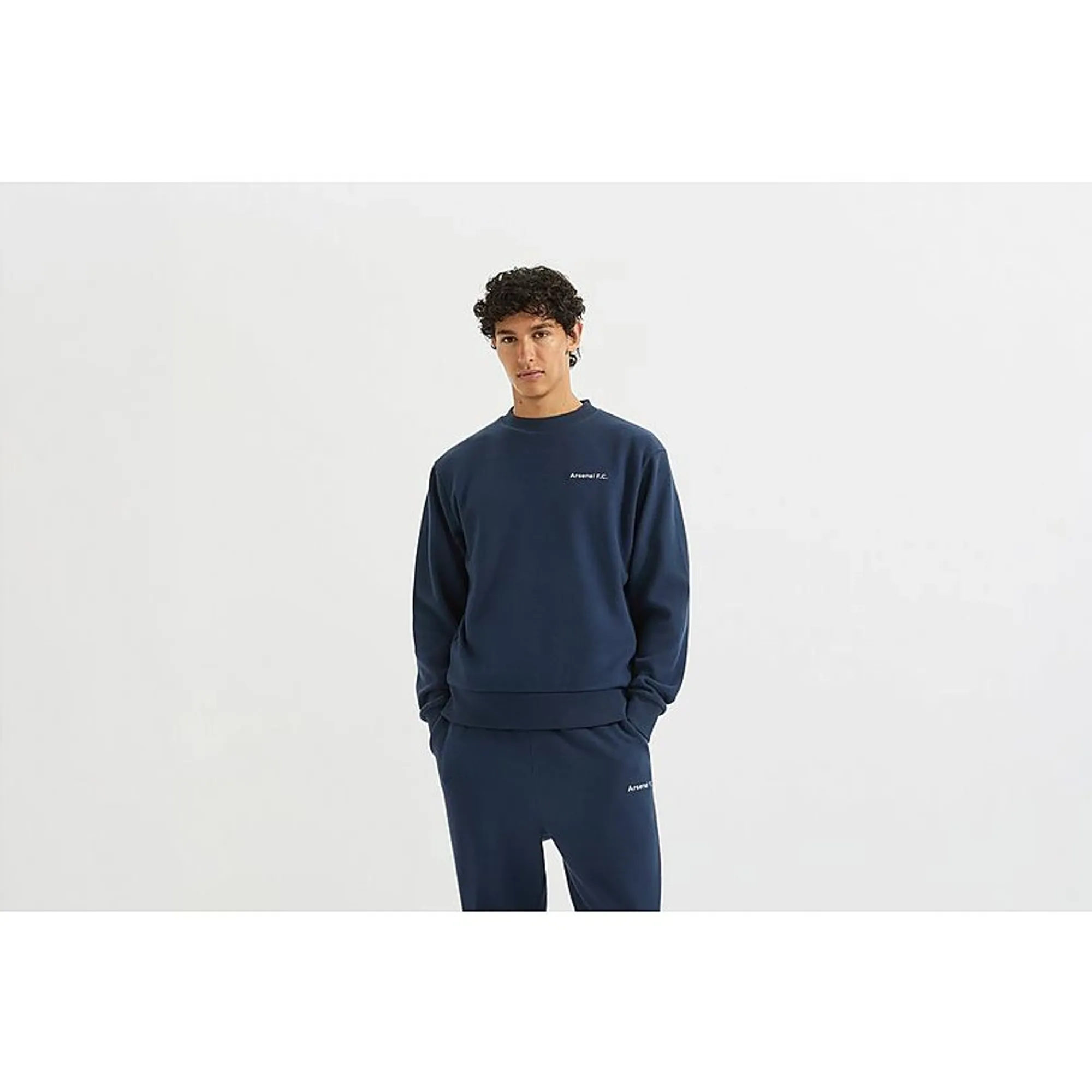 Arsenal Essentials Chapman Lounge Sweatshirt, Blue