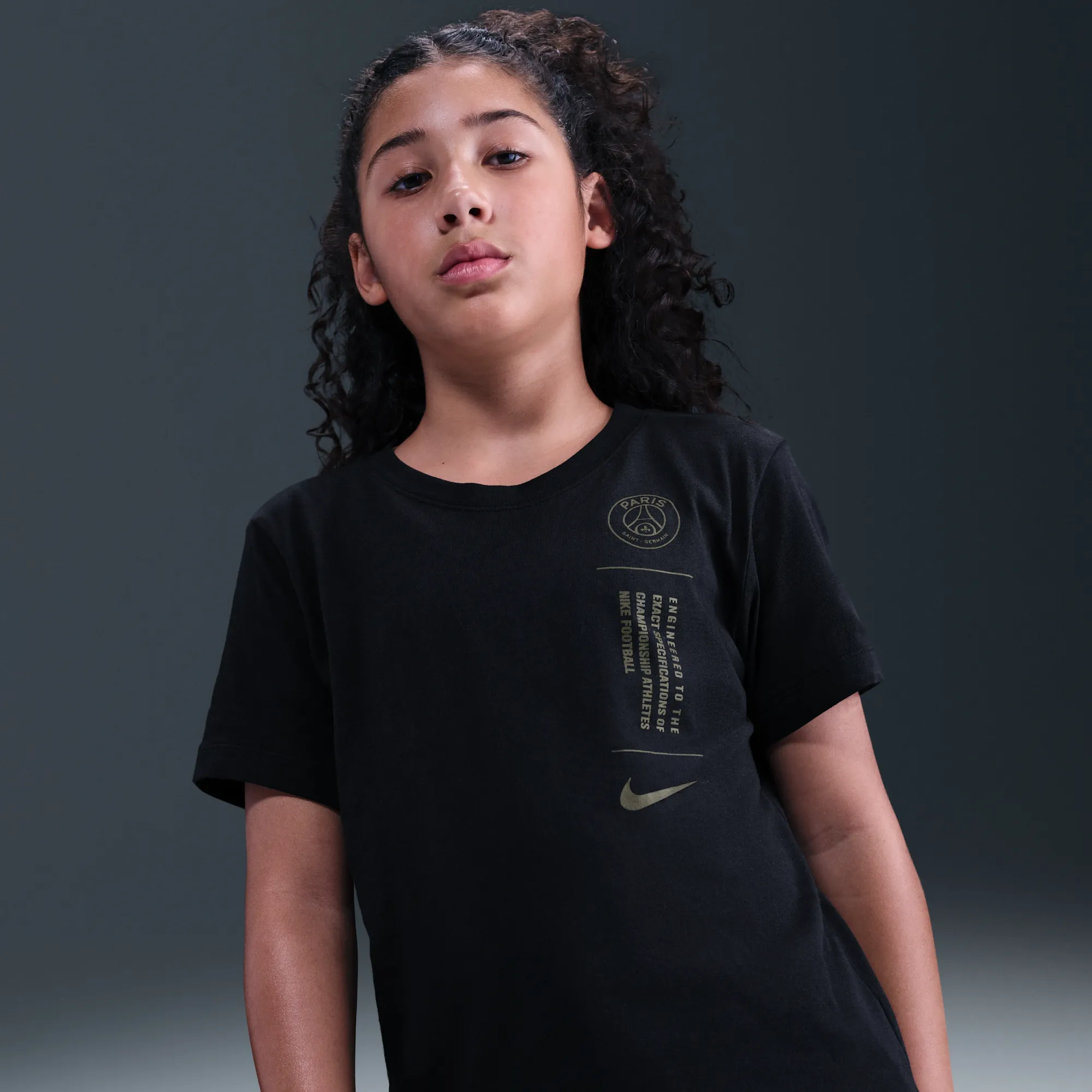 Paris Saint-Germain Older Kids' Nike Football T-shirt - Black - Cotton