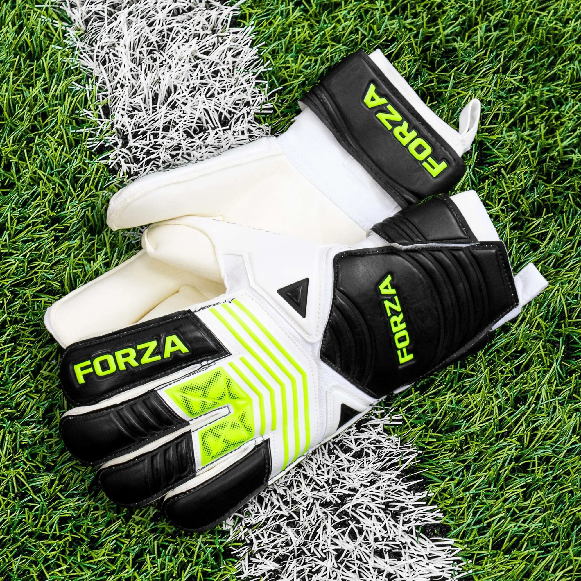 FORZA Sicuro Goalkeeper Gloves